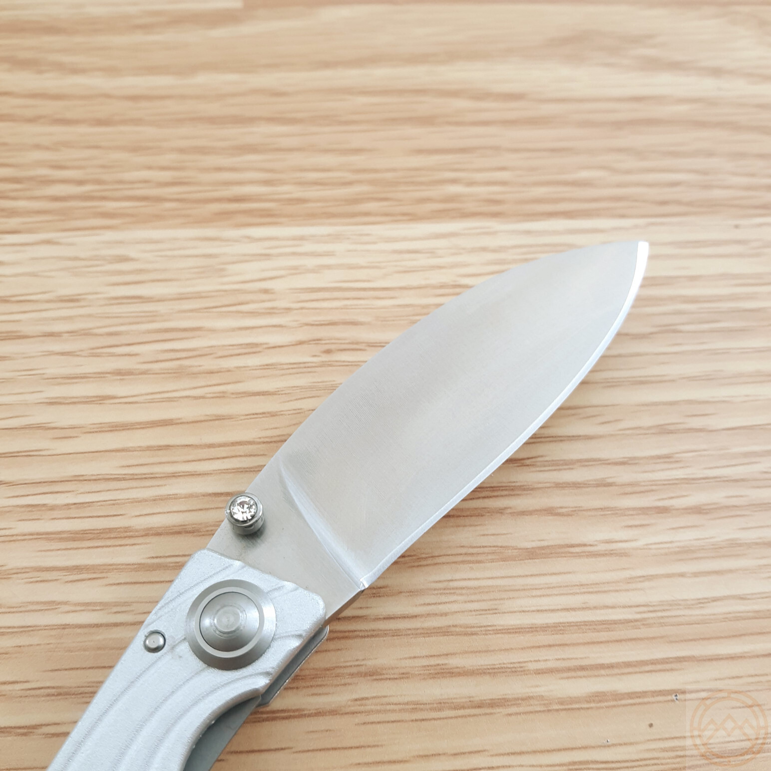 Linton Cutlery Linerlock Folding Knife 3.25″ ATS-34 Stee Blade Aluminum Handle