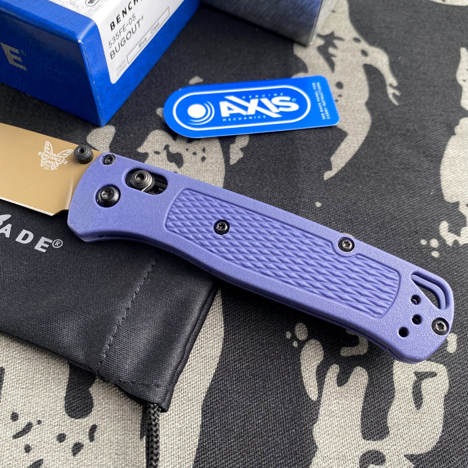 Benchmade 535FE-05 Bugout Blue Grivory Handle S30V BLADE Folding Knife
