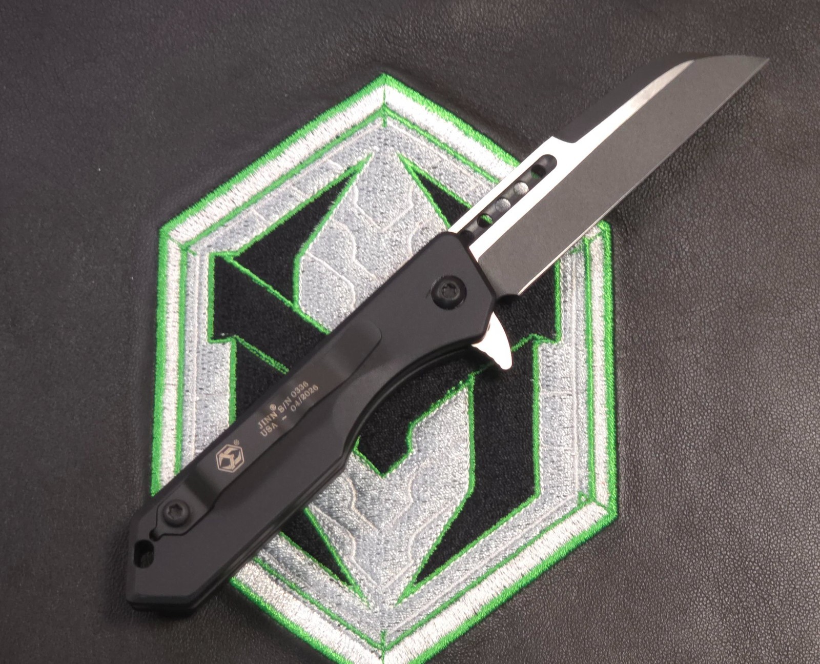 Heretic Jinn Button Lock Flipper Tactical 3″ 2-Tone MagnaCut Wharncliffe