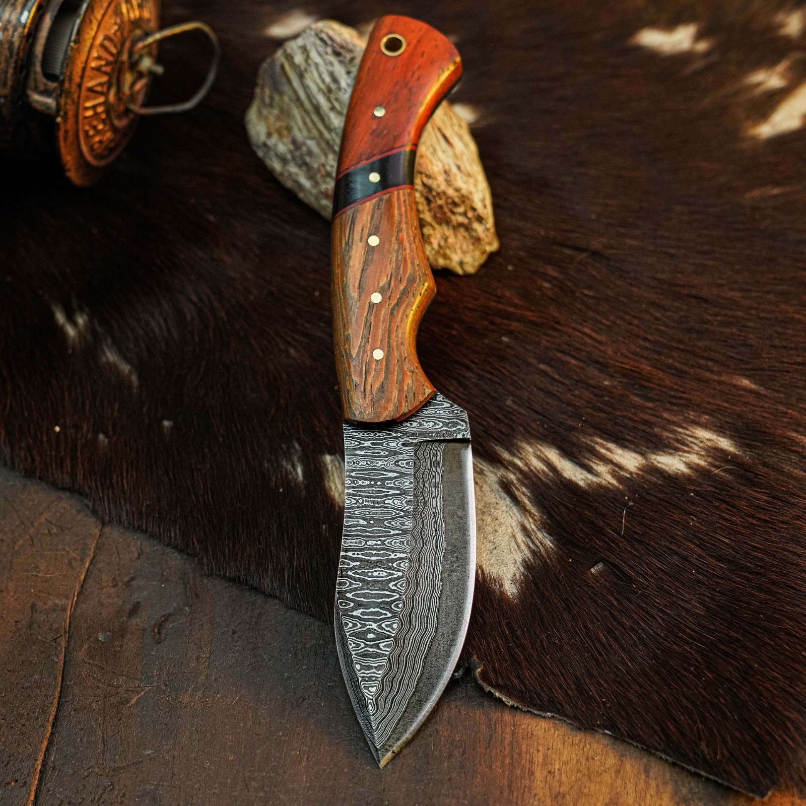 7.7″ Drop Point Skinner Knife Damascus Steel Hunting Full Tang Hybrid Handle