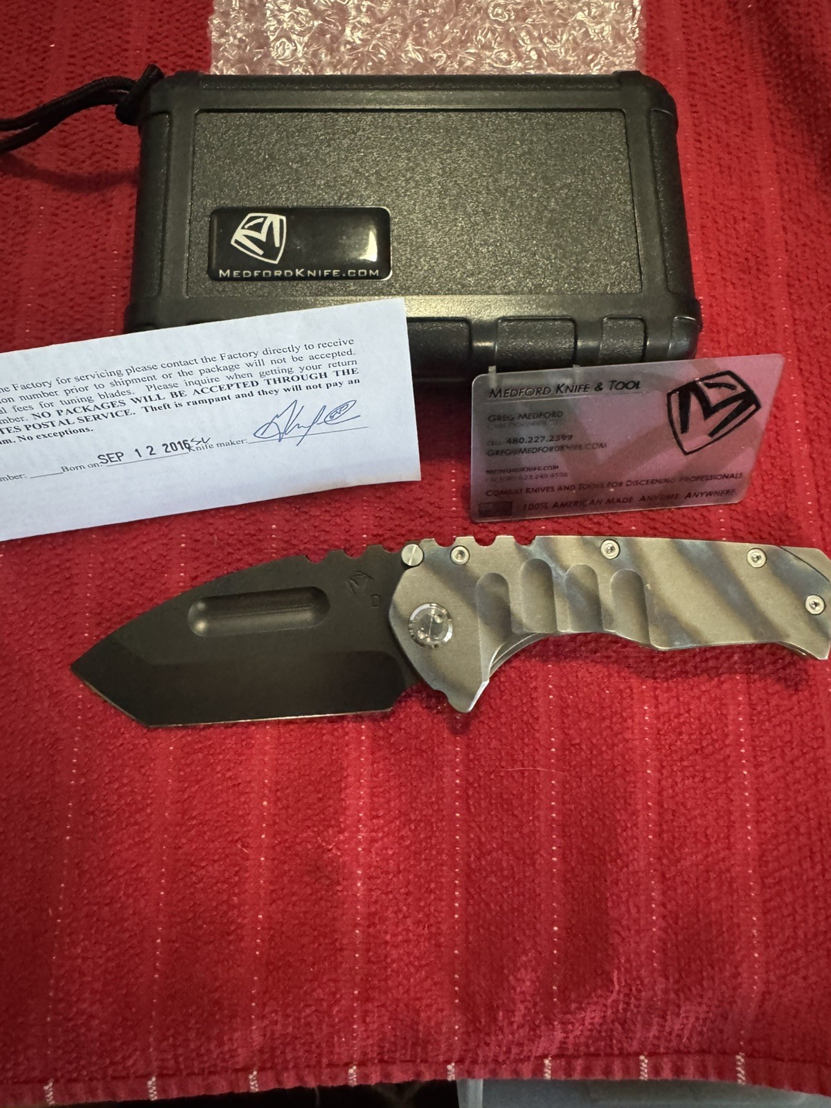 Medford Praetorian T Framelock Titanium Old school.