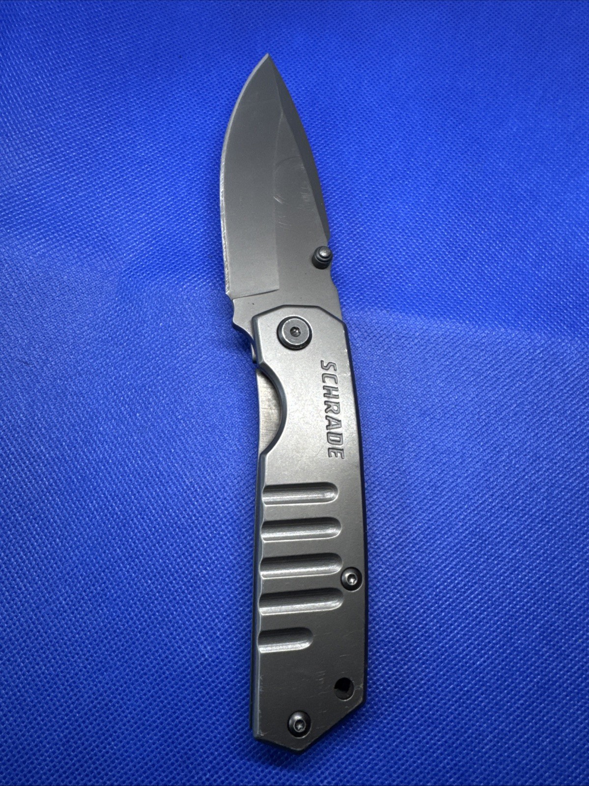 SCHRADE SCH304M GRAY STAINLESS STEEL MANUAL DROP POINT FOLDING POCKET KNIFE