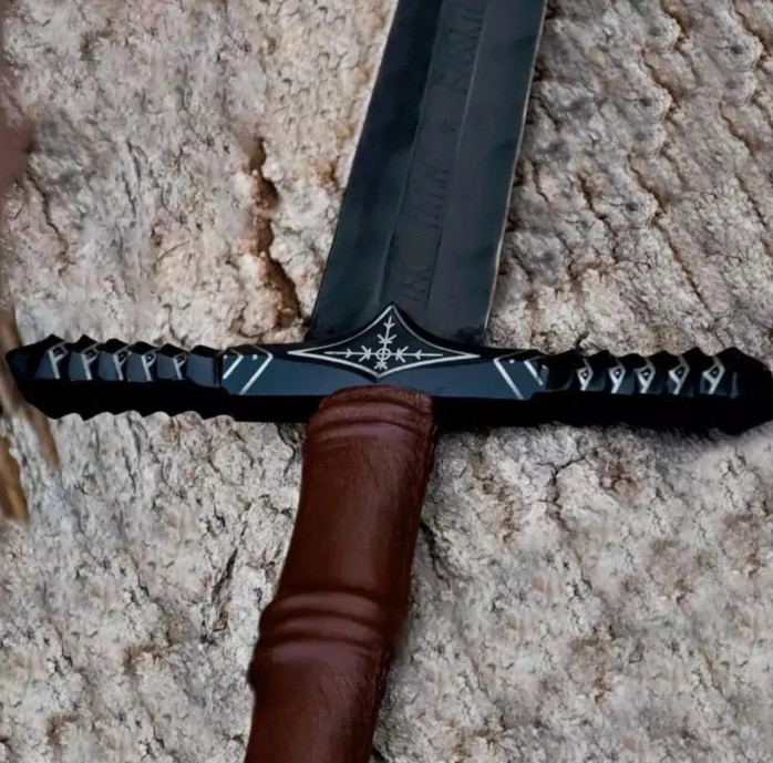 Hand Forged Carbon Steel Viking Sword Battle Ready Medieval Sword With Scabbard.