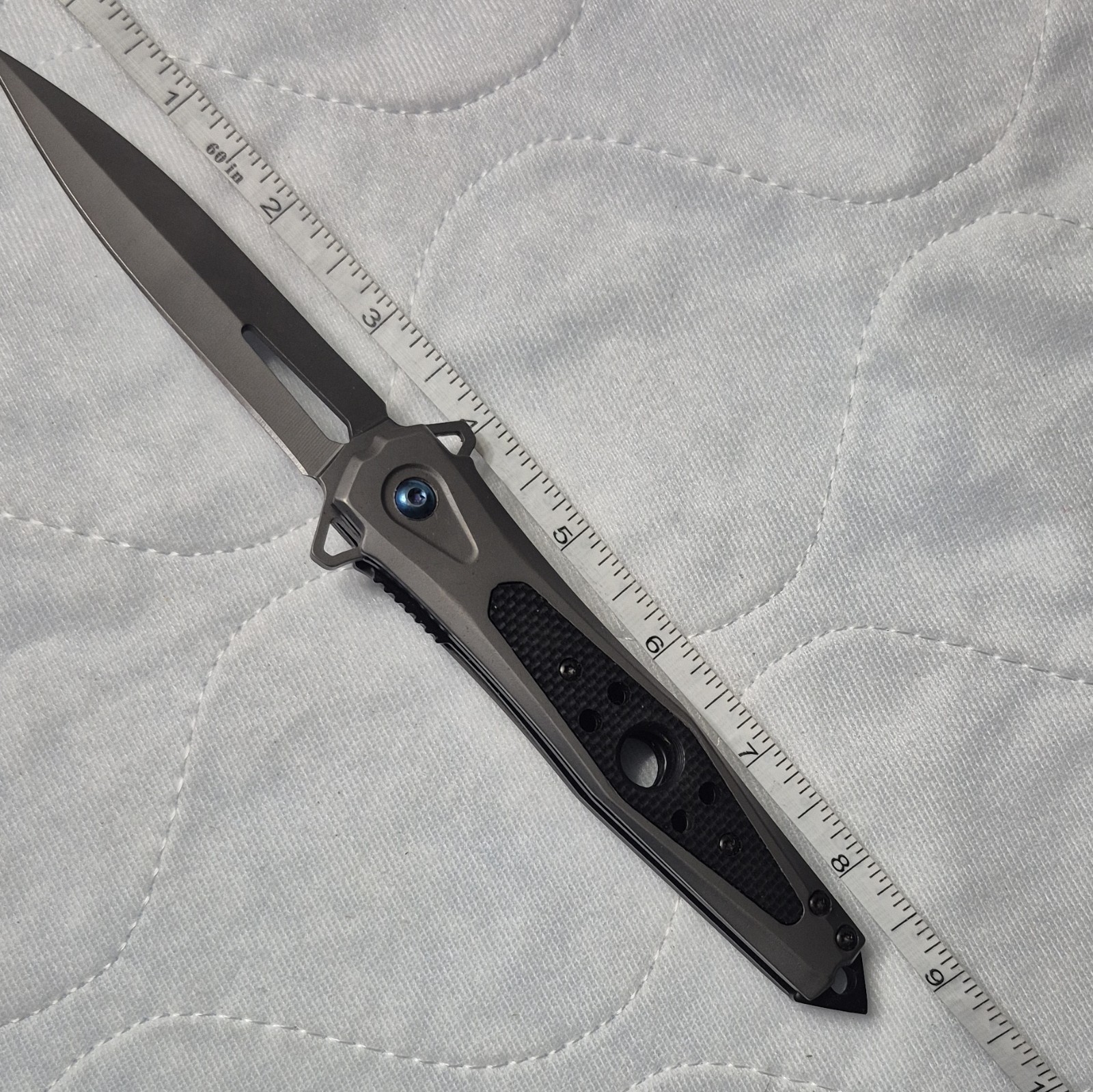 Gray/Black Folding Pocketknife Drop Point Plain Edge Manual 1 Blade 2.76-4in