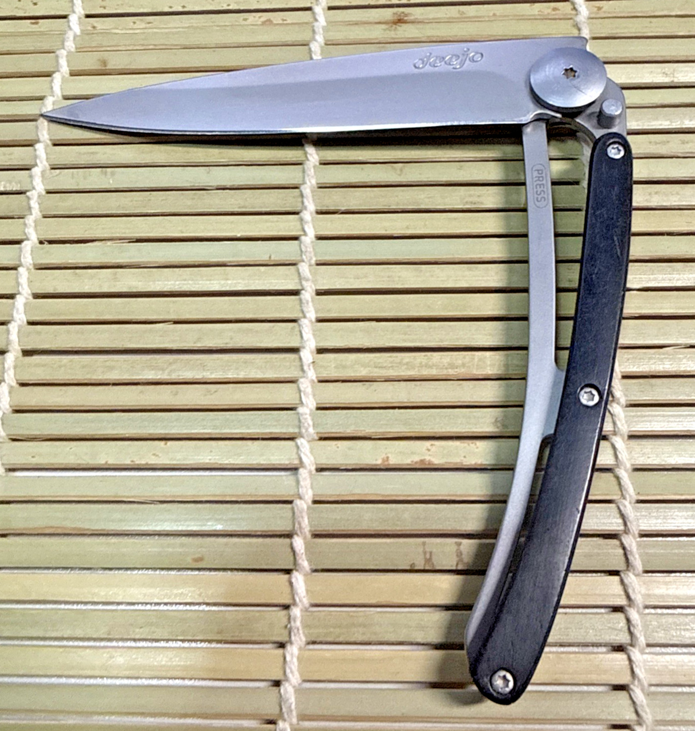Deejo Ebony Wood 37G Ultra Light Pocket Knife