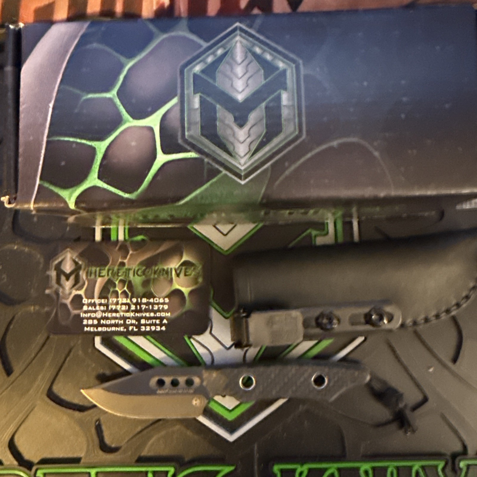 Heretic Kobold Bowie DLC MagnaCut Carbon Fiber Glow – H065-6A-GLOCF