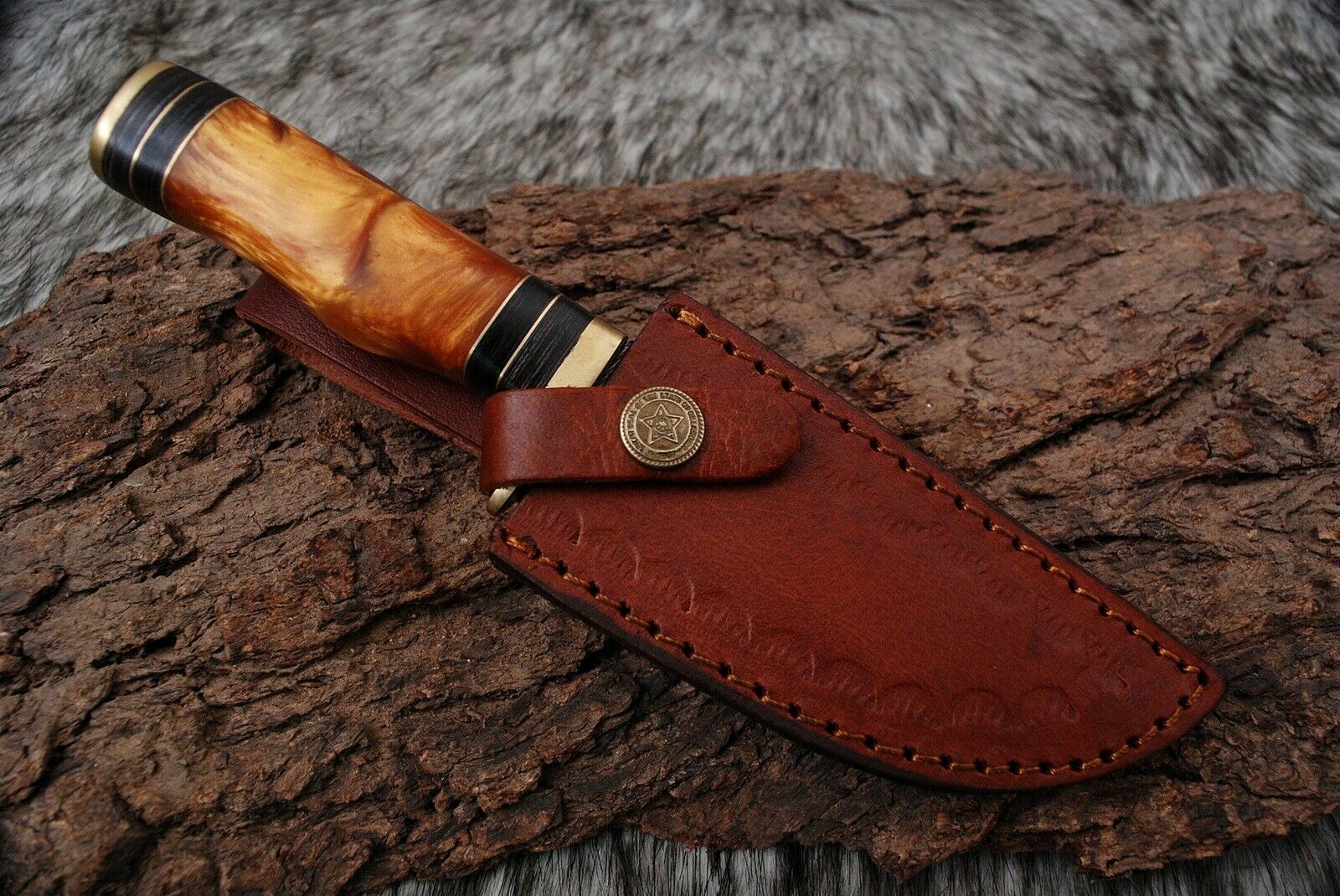 CUSTOM HAND FORGED DAMASCUS Steel Hunting Knife W/Resin & Brass Guard Handle
