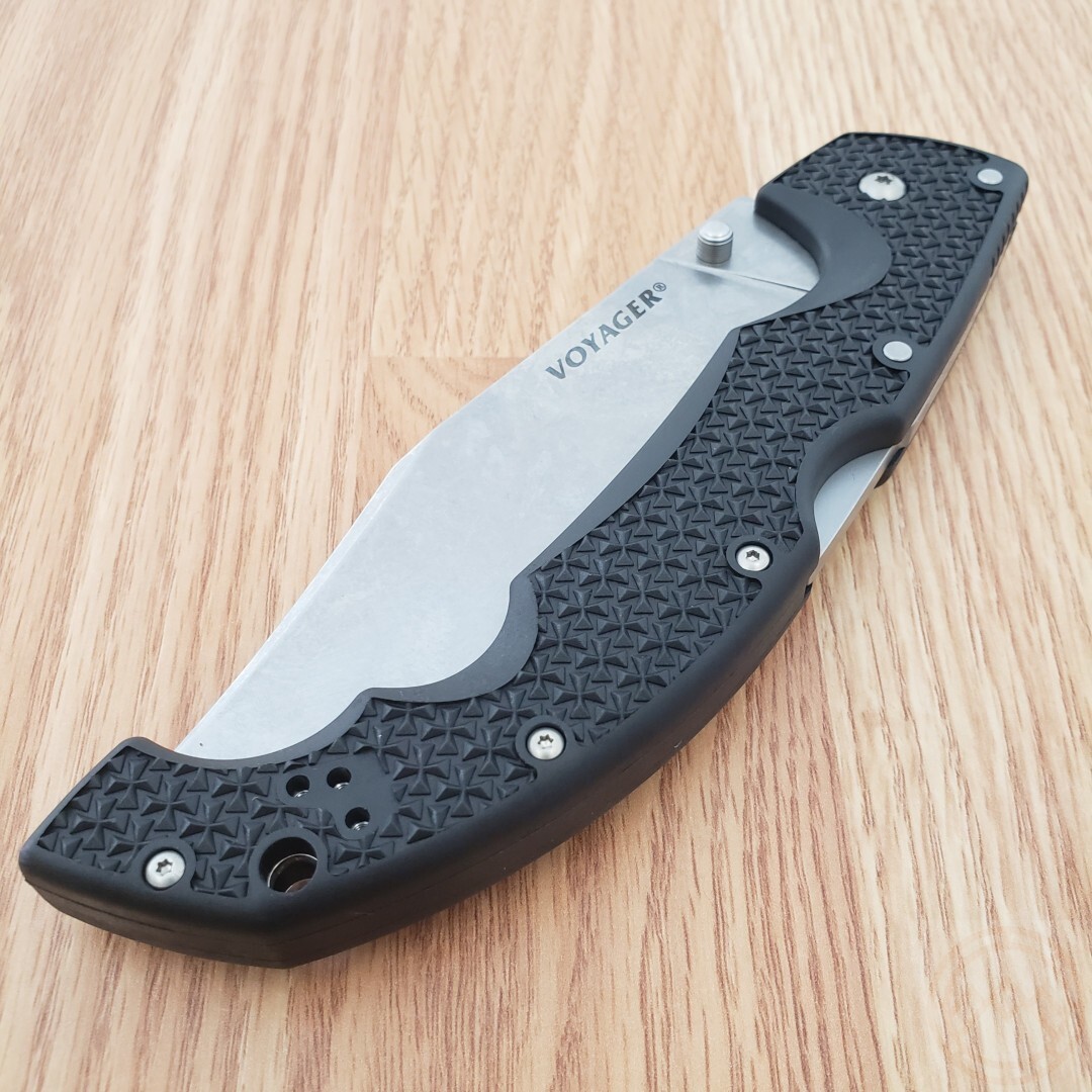 Cold Steel Voyager XL Lock Folding Knife 5.5″ AUS-10A Steel Blade Griv-Ex Handle