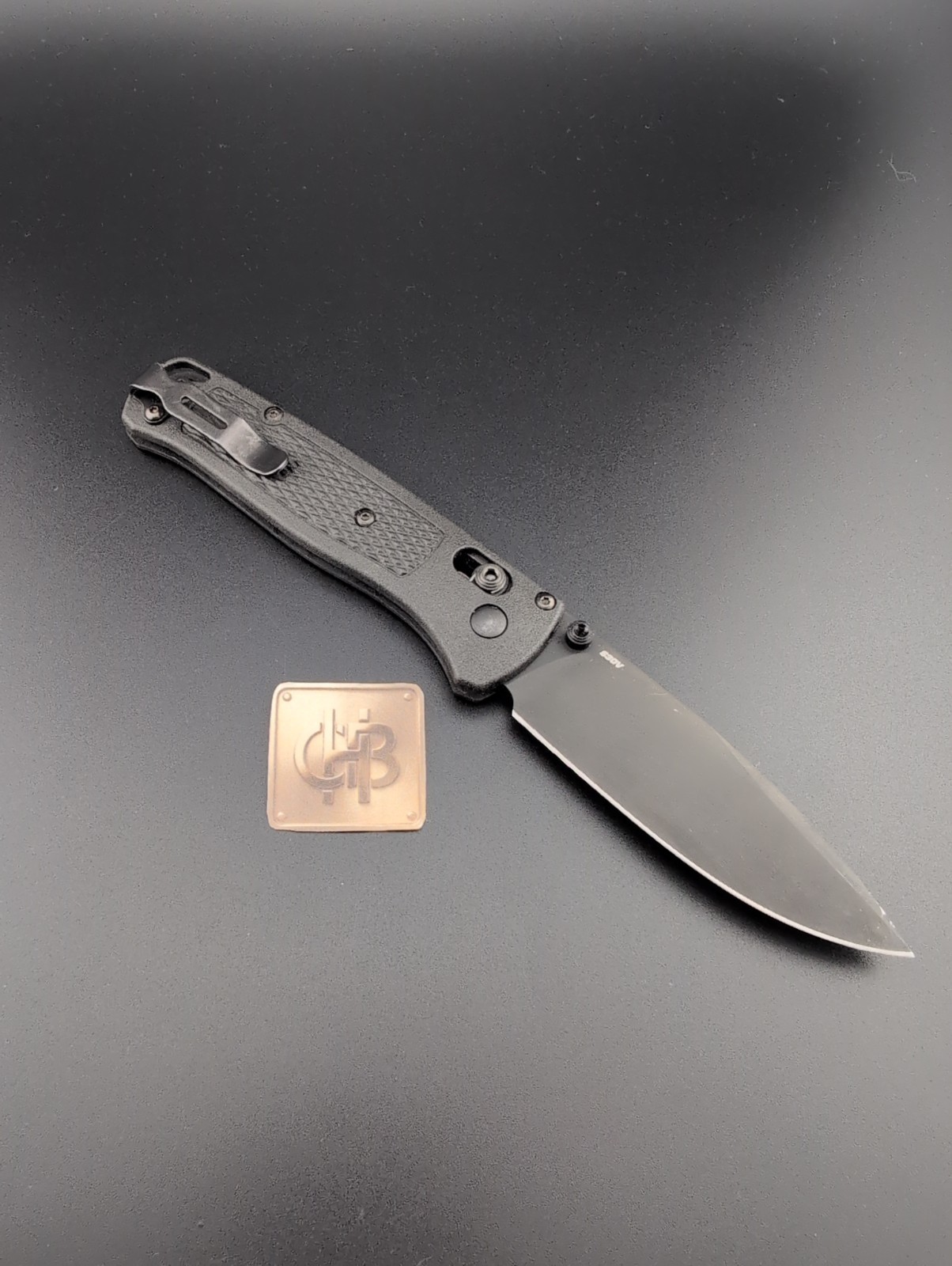 Benchmade – 535BK Bugout S30V Black Plain Blade Black Handles – BS-152