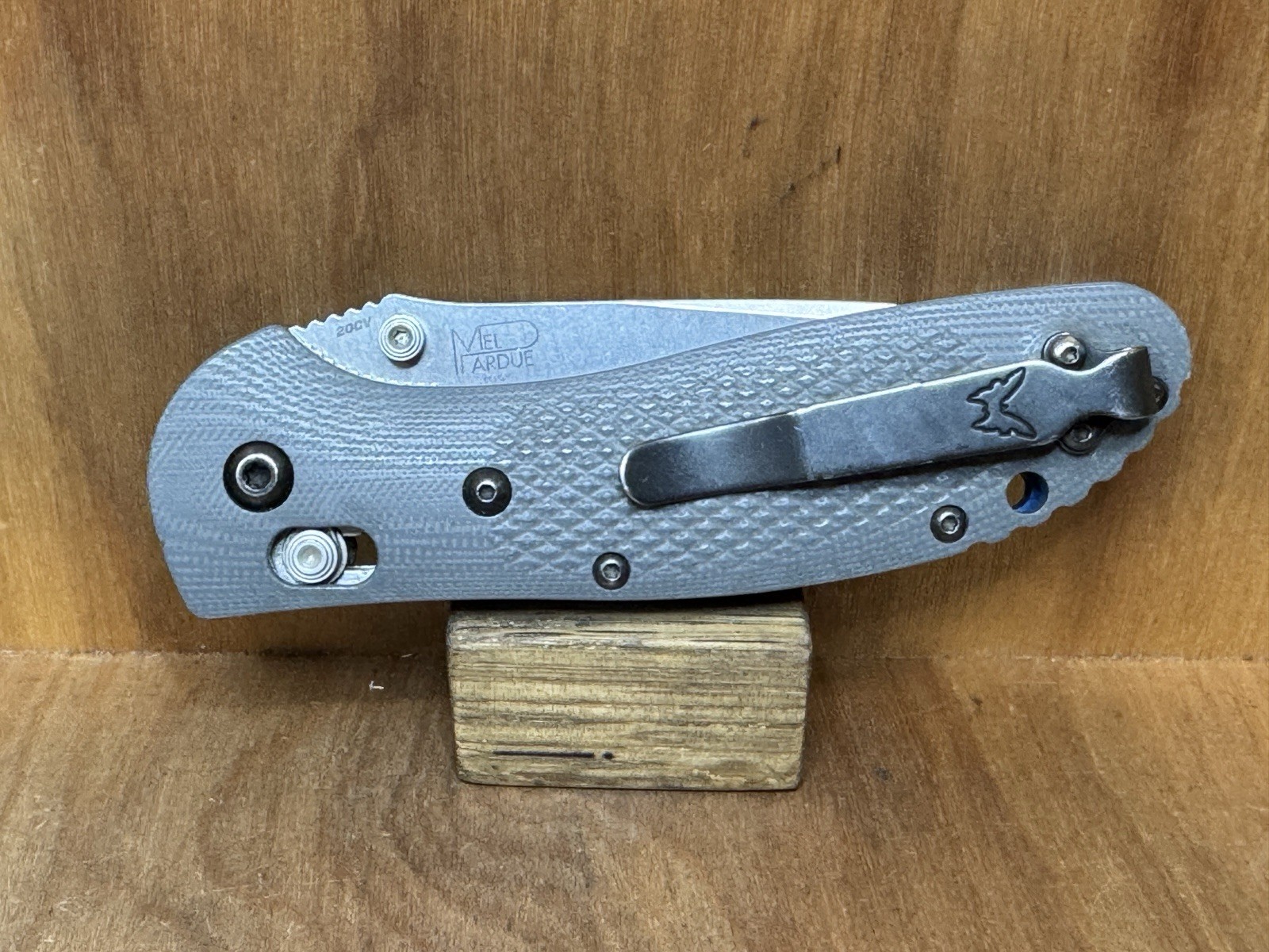 RARE Benchmade 551-1 Griptilian 20CV Plain Blade G10 Gray/Blue USA EXCELLENT!