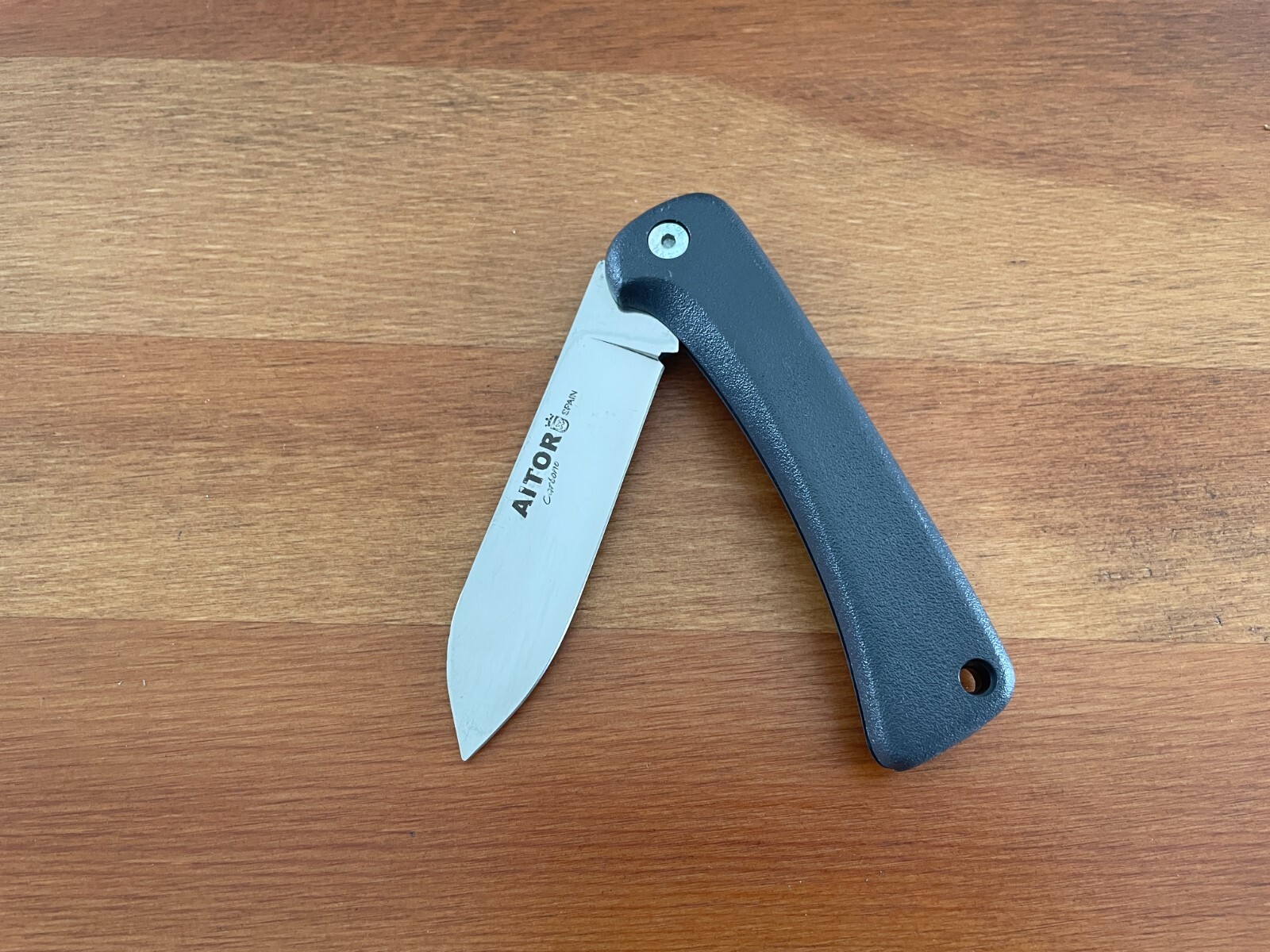 3.6″ Aitor Spanish Navaja Folding Knife Cabon Steel ABS Handle – US Seller