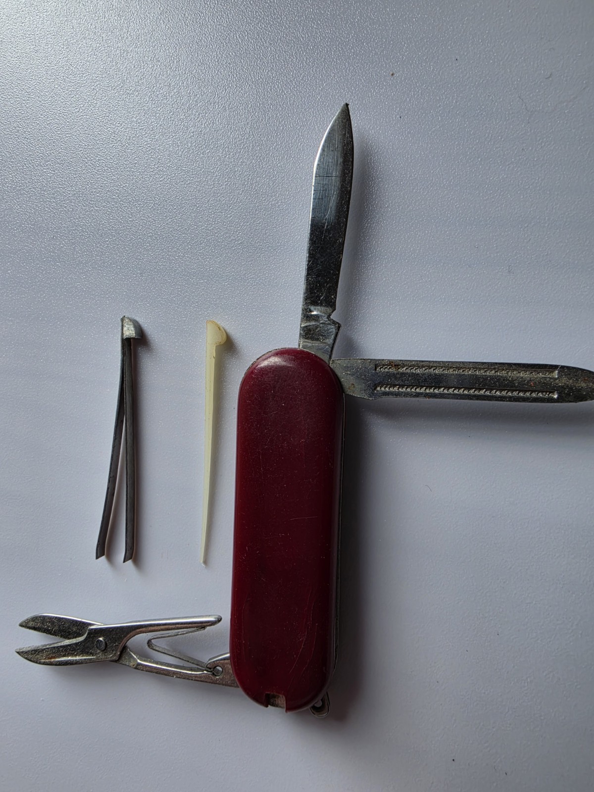 NTEK Red Pocketknife Vintage 2-Blade SS Under 2.75in Slipjoint w/ Scissors File