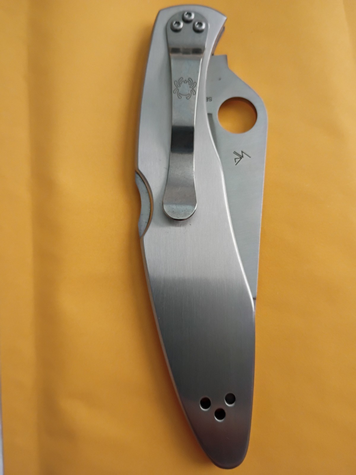 Spyderco Police Pocketknife Stainless Steel Serrated Edge Lockback Clip Point