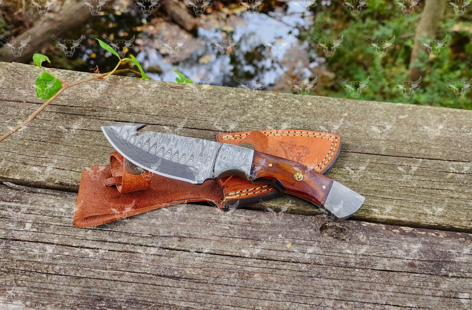 hand carved Damascus Steel Bowie Hunting Knife Rose Wood Handle W/ Sheath gift
