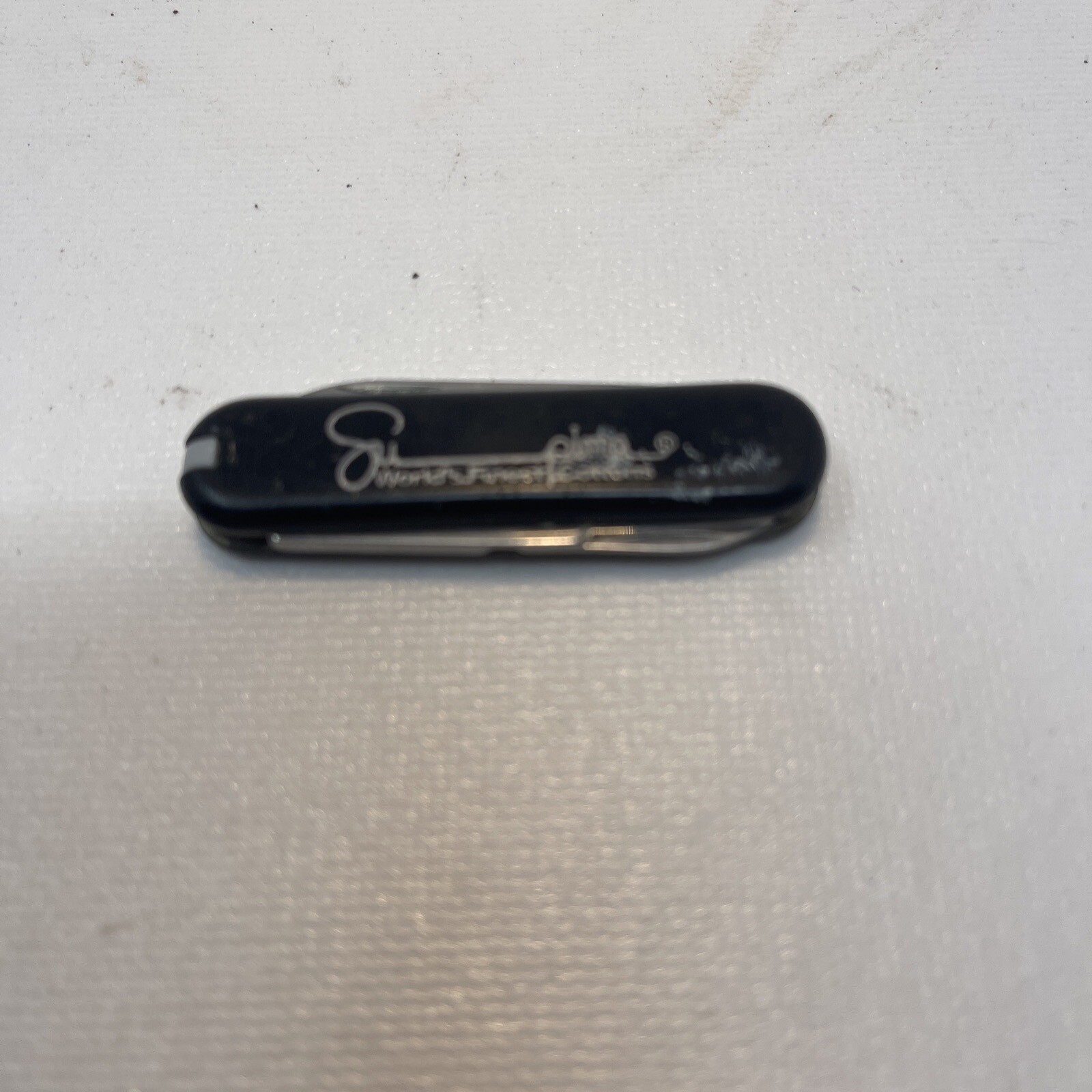 Victorinox Custom Branded 3 Blade Folding Knife – Supima World’s Finest Cotton