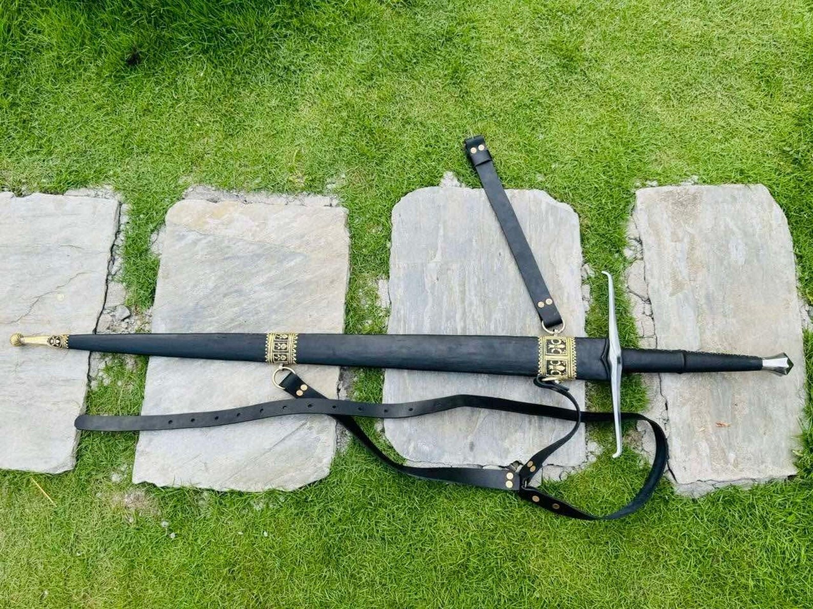 Hand Forged High Carbon Steel Sword Sharp Battle Ready Two Handed Long Sword