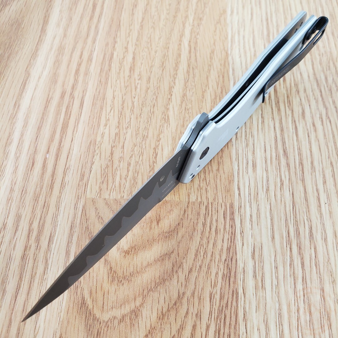 Kershaw Dividend Folding Knife 3″ N690 / D2 Steel Blade Gray Aluminum Handle