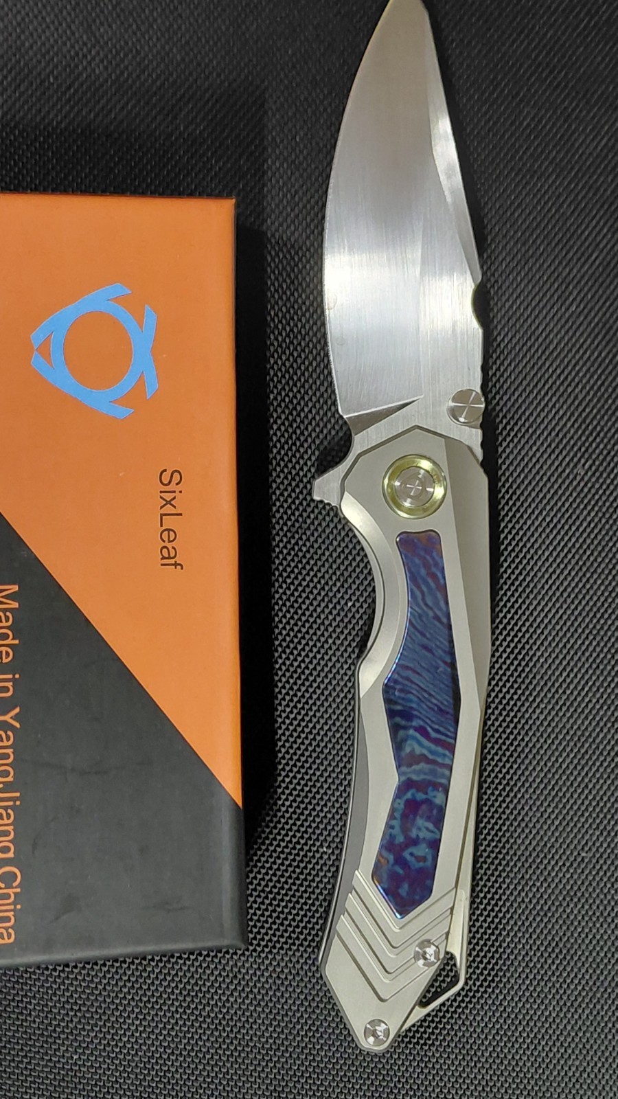 SixLeaf Folding Knife Gray/Blue Titanium/TiDamascus Handle 14C28N SL-100-Tima