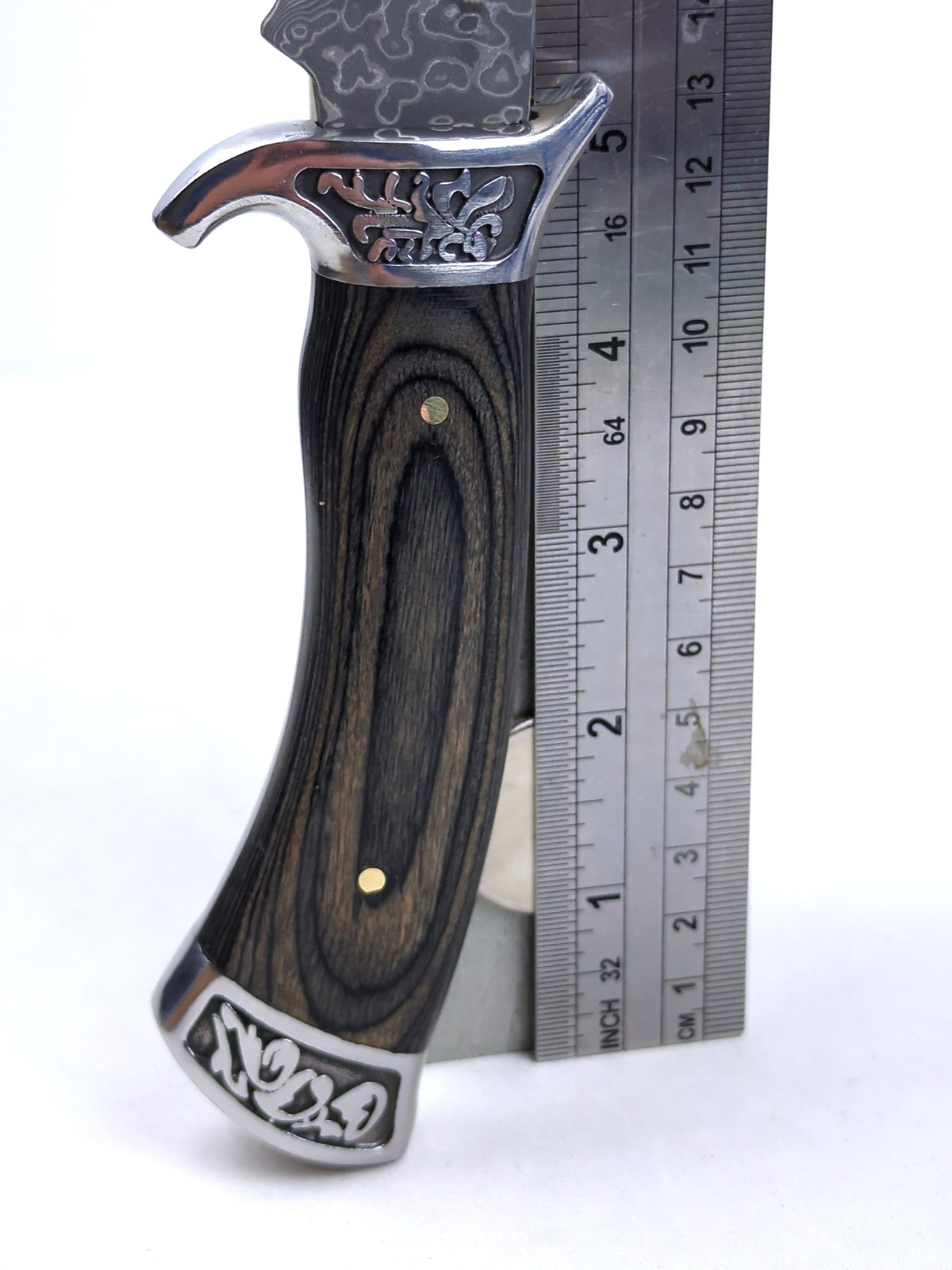 5.5-inch Hunting Knife w/ STAINLESS Laser-Etched DAMASCUS Blade & LEATHER Sheath