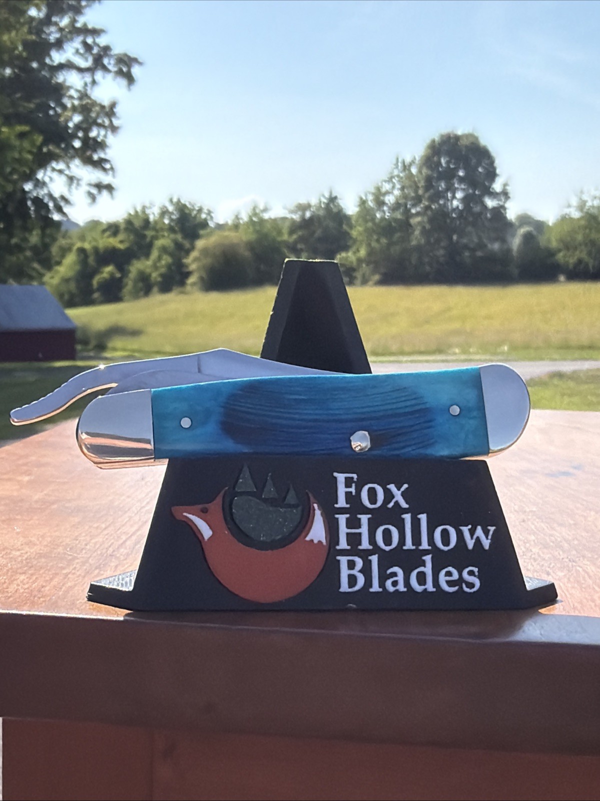 CASE XX 2025 SAWCUT CARRIBEAN BLUE BONE 61953L SS RUSSLOCK KNIFE