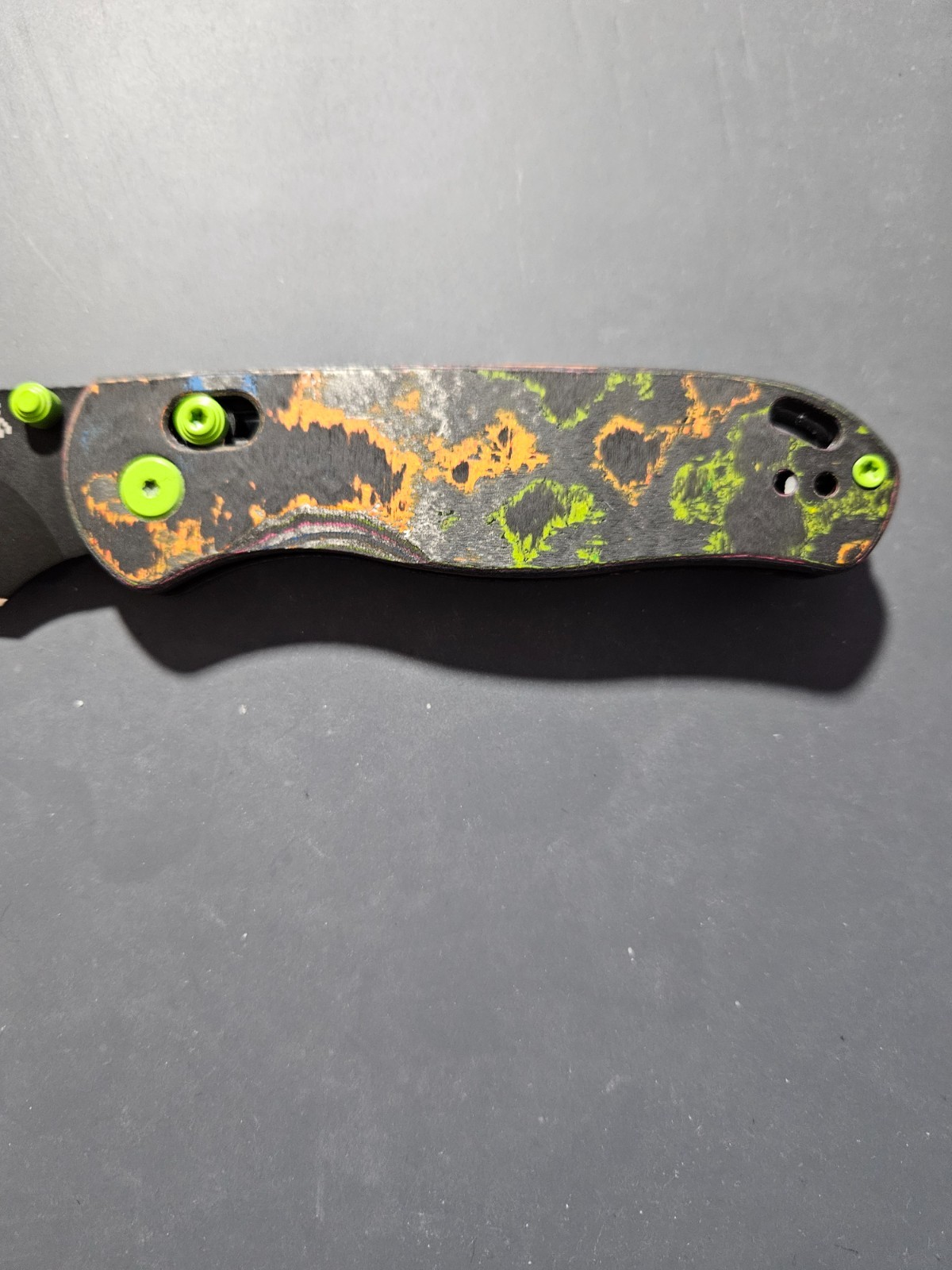 Kizer Drop Bear Blade City Exclusive S45VN Blade 80s Camo Carbon Handle 200 made