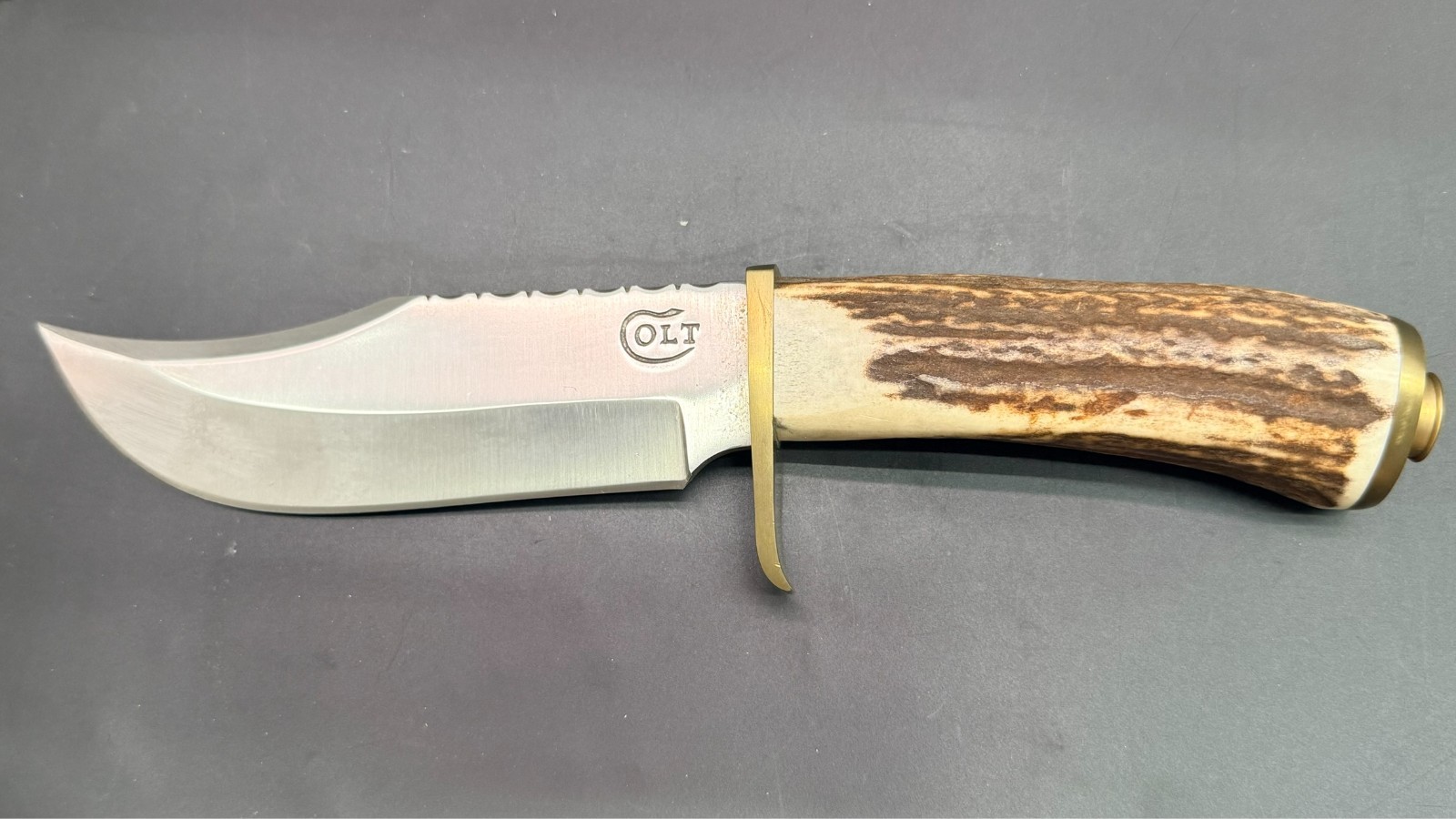 Colt CT-30645 .45 Stag Bowie Hunting Knife 5.5″ 440A Leather Sheath Box