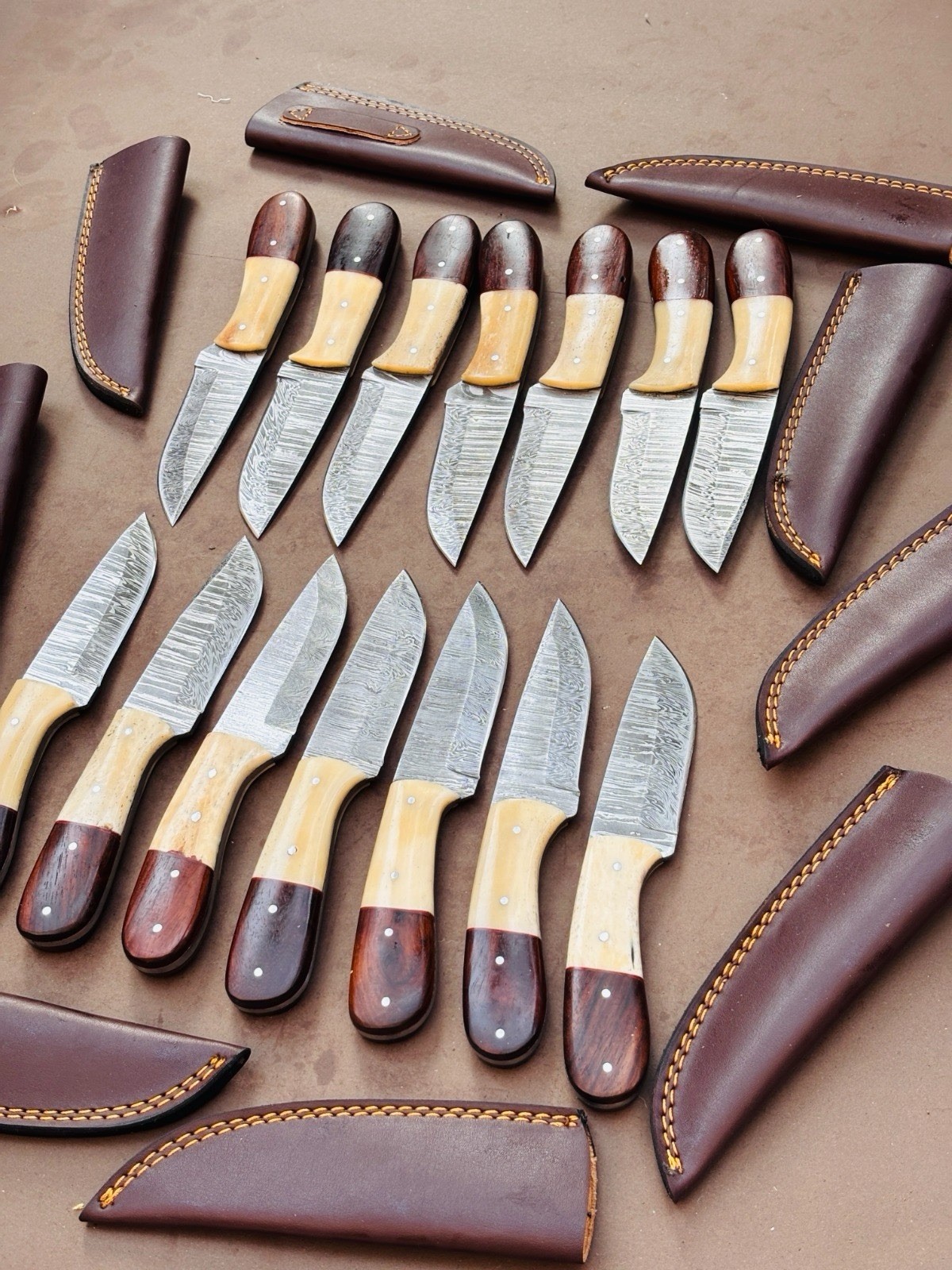 LOT OF 100 CUSTOM HANDMADE DAMASCUS STEEL HUNTING SKINNER KNIFE HANDLE BONE