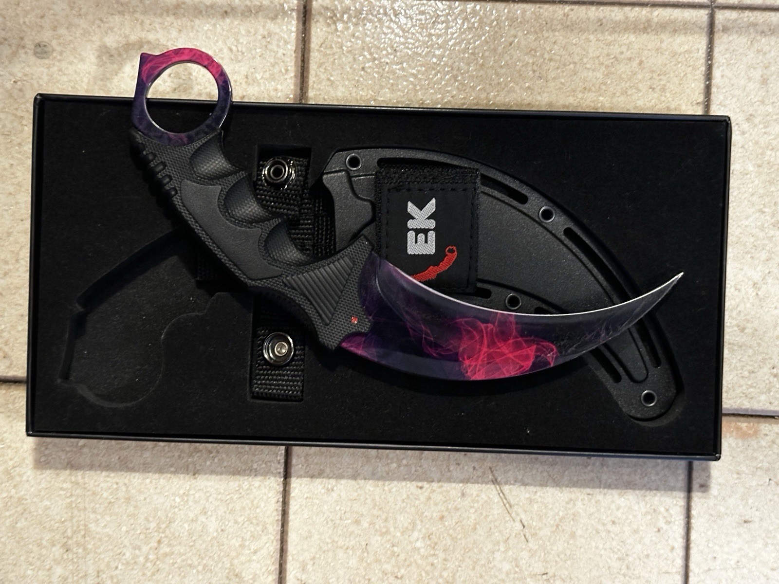 Elemental Knives And Fadecase Knives Lot