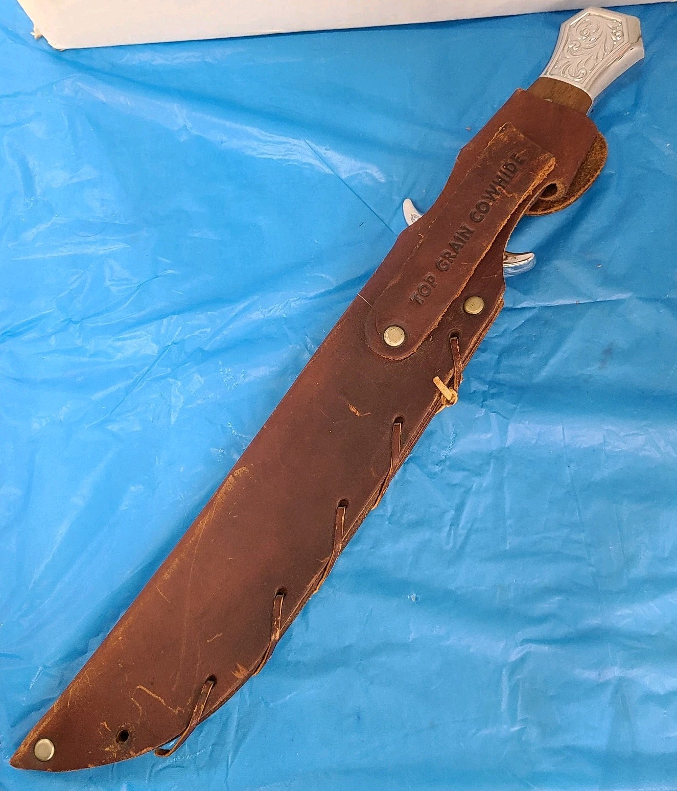 Davy Crockett Carvel Hall USA Commemorative Reproduction Bowie Knife 15″ 1976
