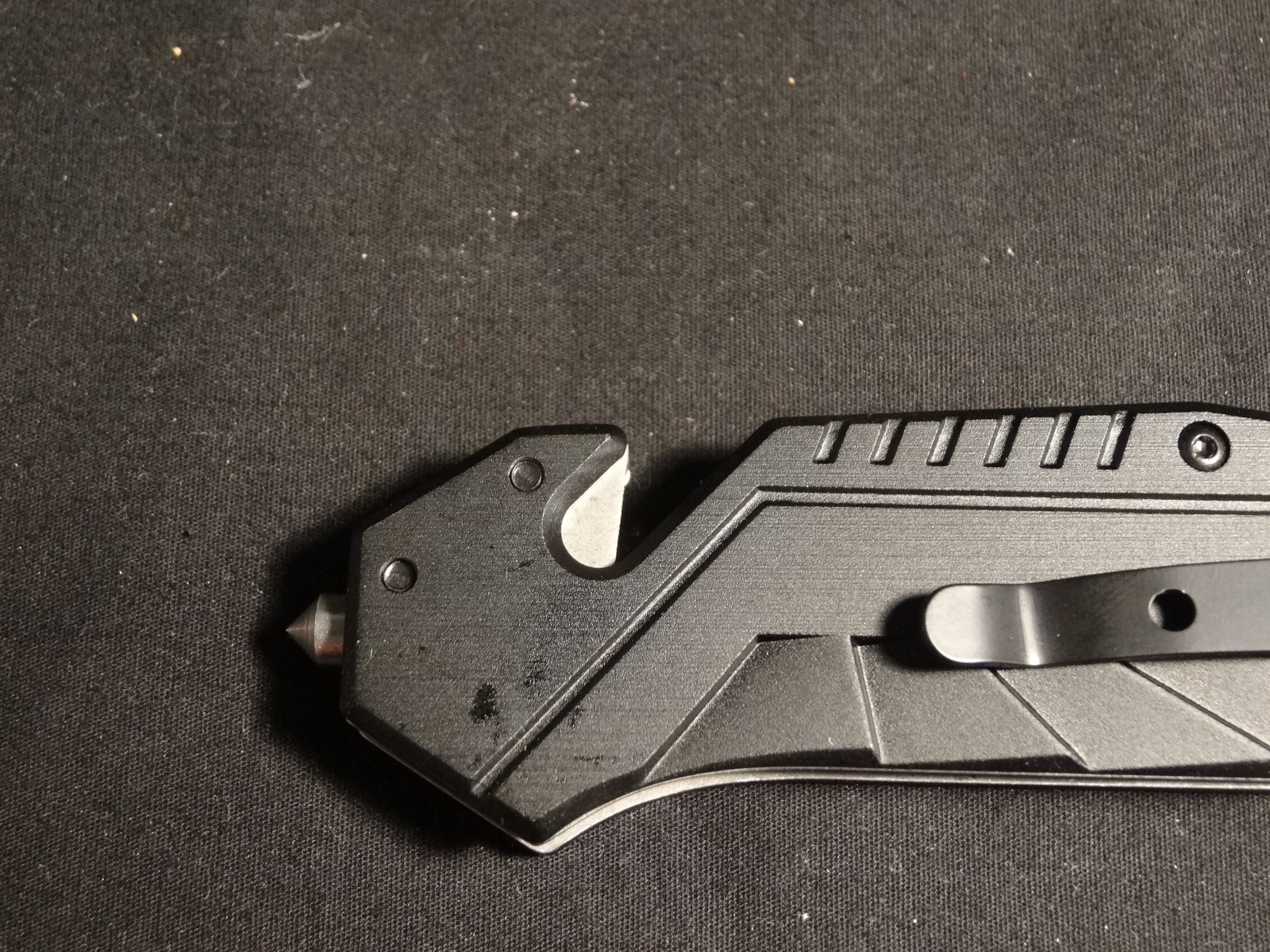 United States Marines YC-501M Tactical Folding Knife With Dog Tag
