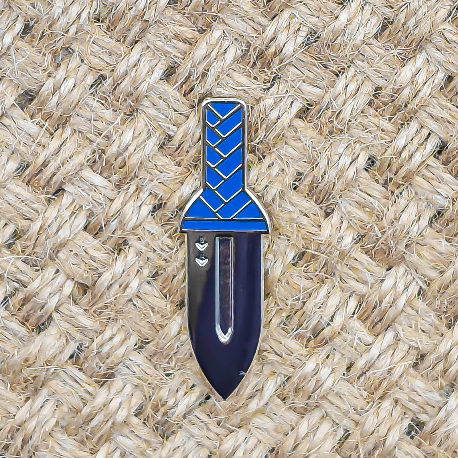 Vinland Saga ‘Thorfinn’s Dagger’ Enamel Pin – Fun Series Standard, None