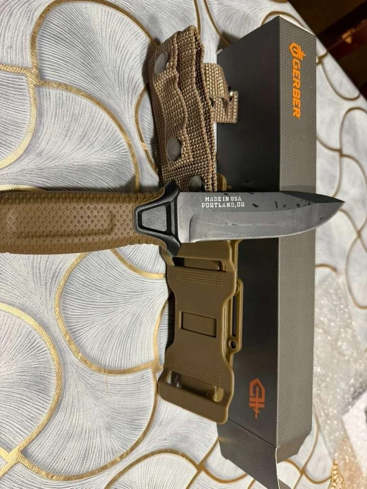 Gerber StrongArm Fixed Blade Knife Plain Edge – Coyote Brown