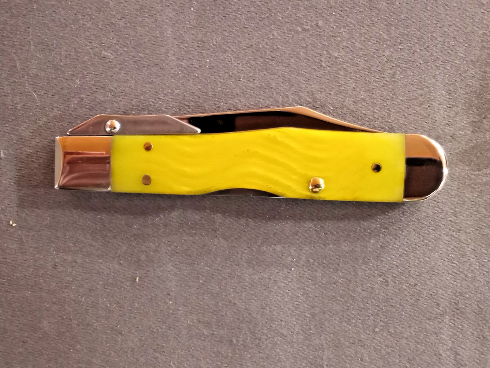 Case XX Yellow Bone Platt’s Jig Cheetah Cub (611 1/2L SS) NEW