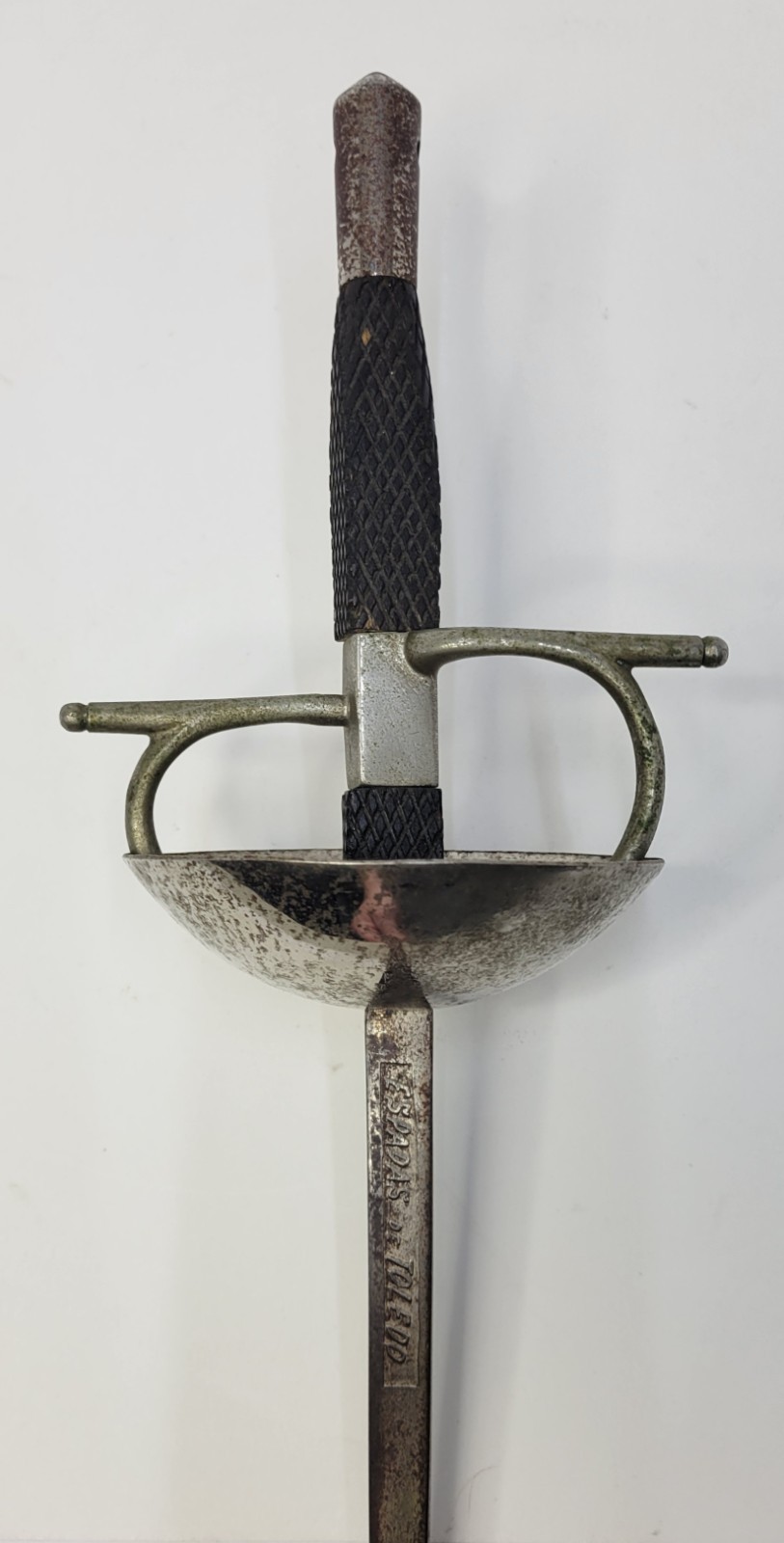 Pair Vintage 1950s Decorative Spanish Toledo 43” Fencing Sword Foil Rapier