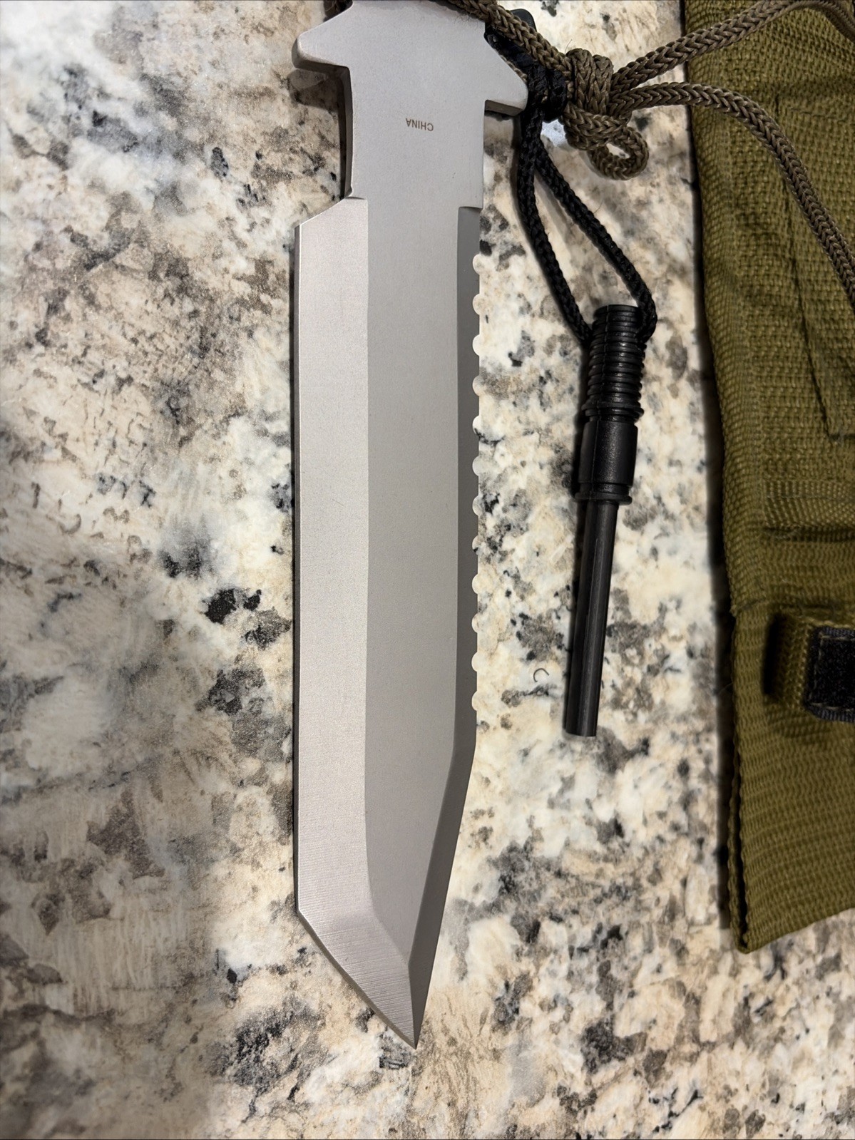 Arcane Tactical Survival Knife Green Sheath And Paracord Handle Flint China