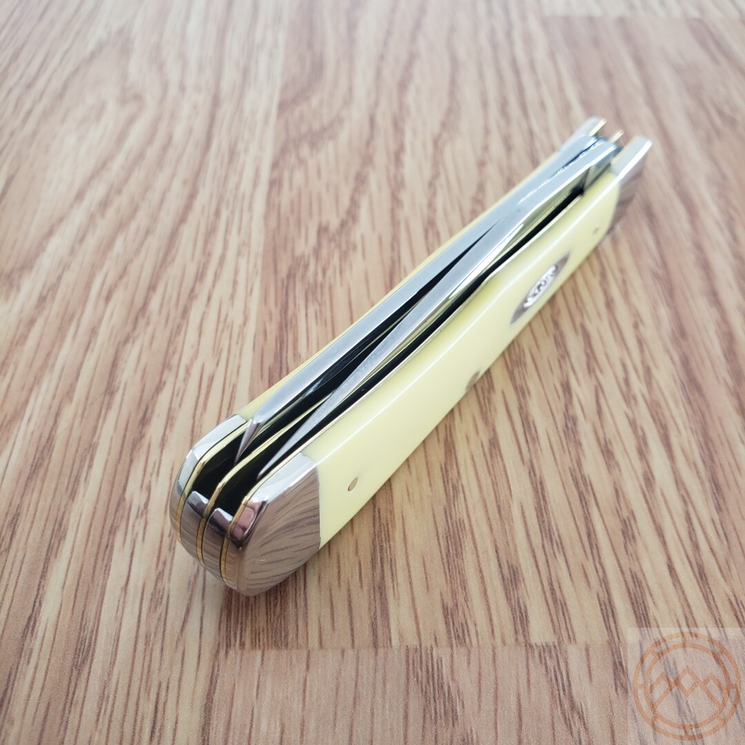 Case XX Trapper Pocket Knife Carbon Steel Blades Yellow Smooth Synthetic Handle