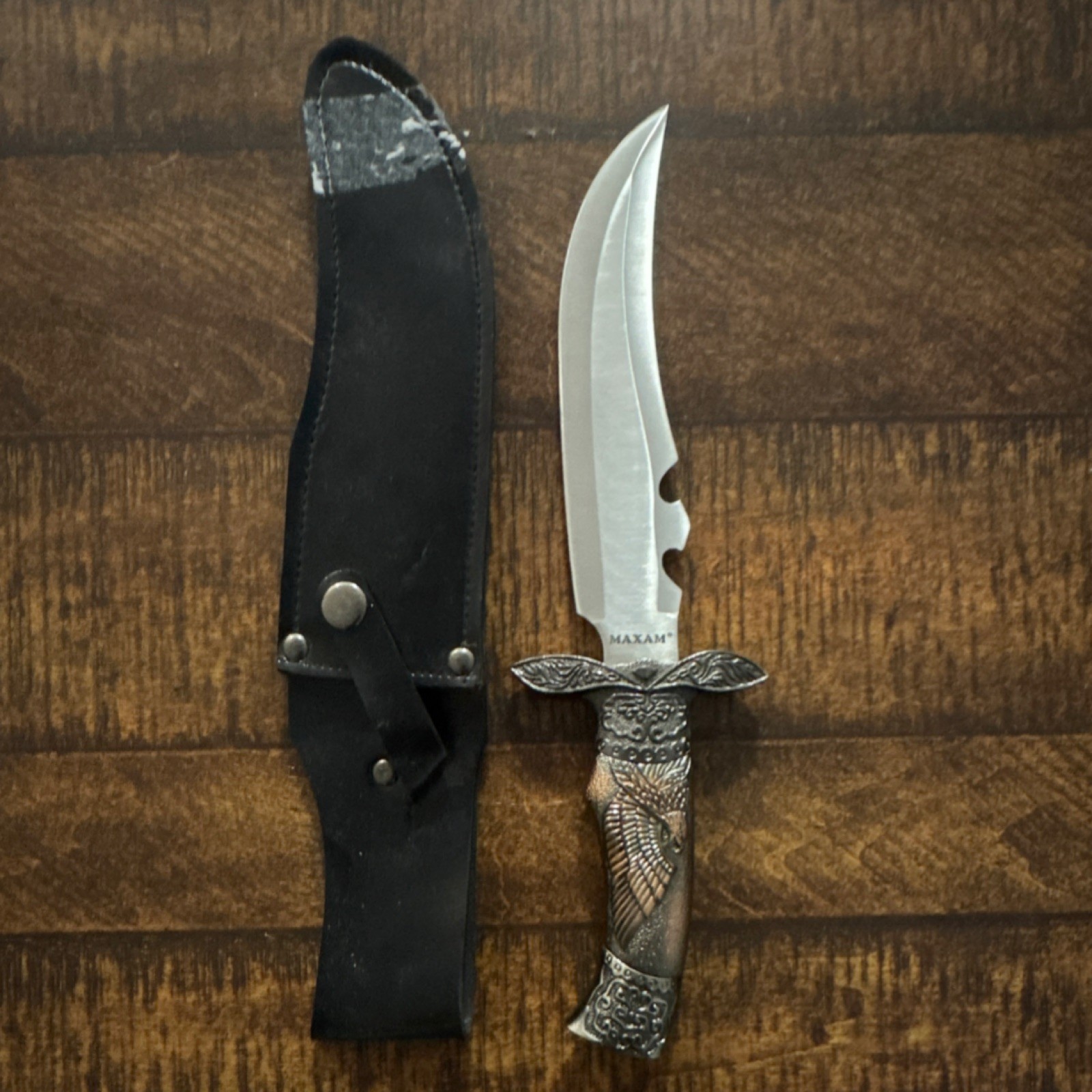 Maxam Hunting Bowie Knife Stainless Steel Clip Point Over 5in Sheath Included