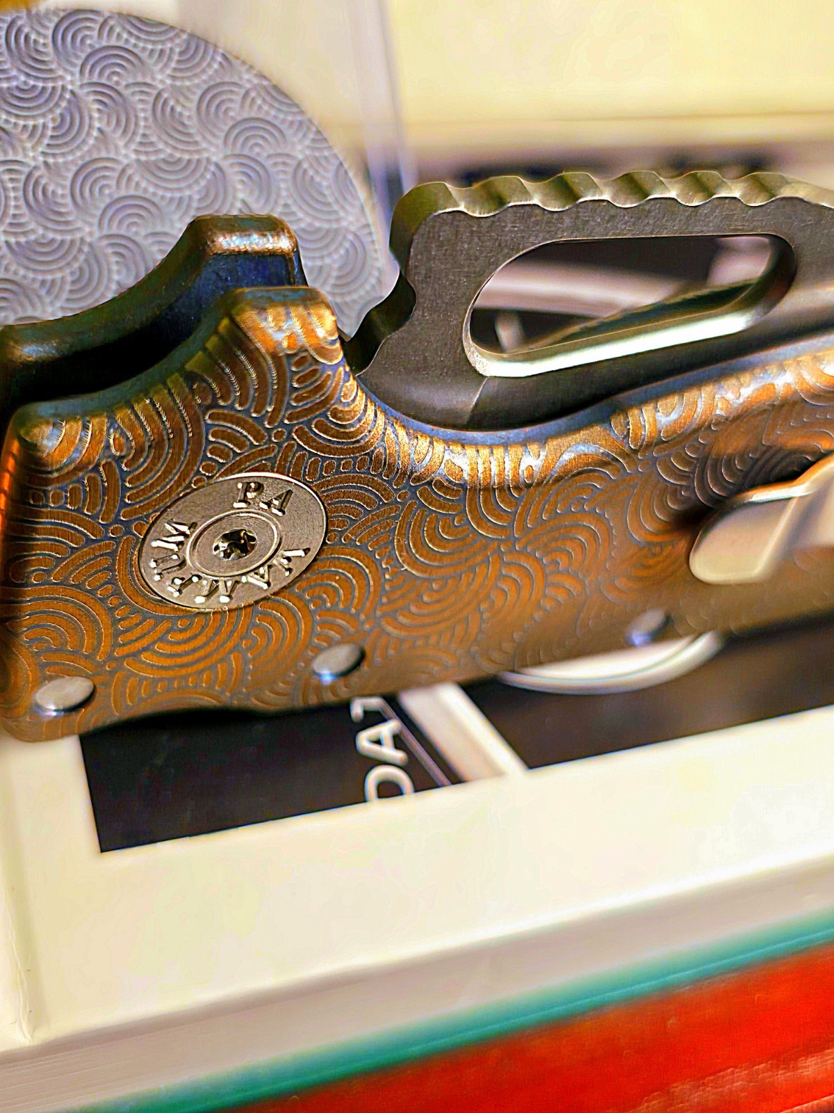 🌟RARE DEMKOxURBAN EXCLUSIVE! BLUE TITANIUM/BRONZE SEIGAIHA SHARK-A-TAC MAGNACUT
