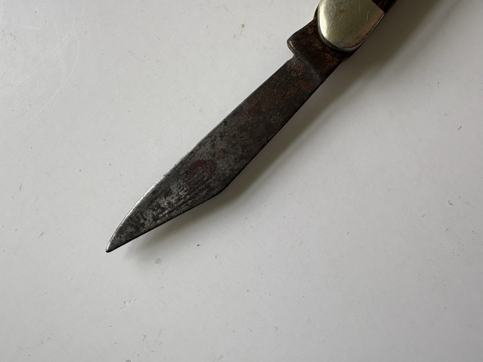 Vintage Single Blade Pocket Knife With Wooden Handle And Brass Bolsters