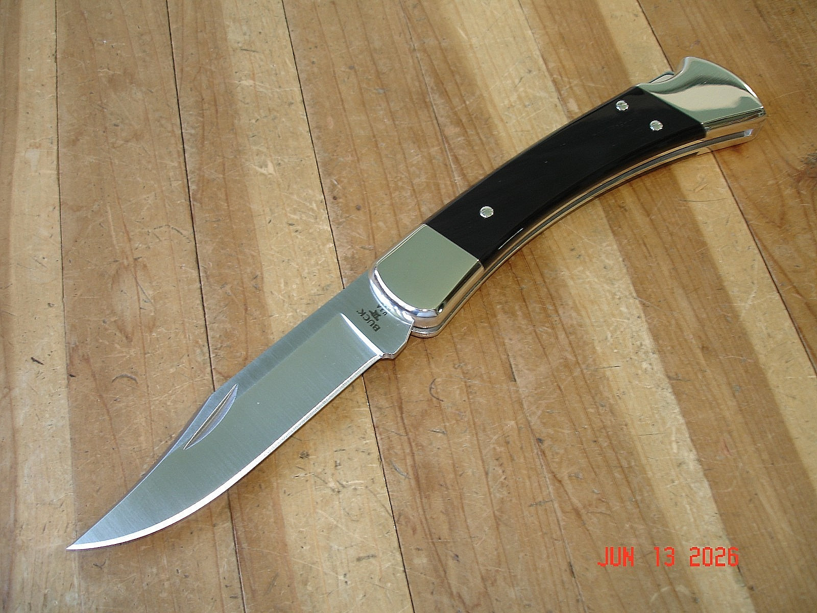 NIB BUCK KNIFE 110 HUNTER BOS MAGNACUT BLADE BLACK BUFFALO HANDLE NICKEL SILVER