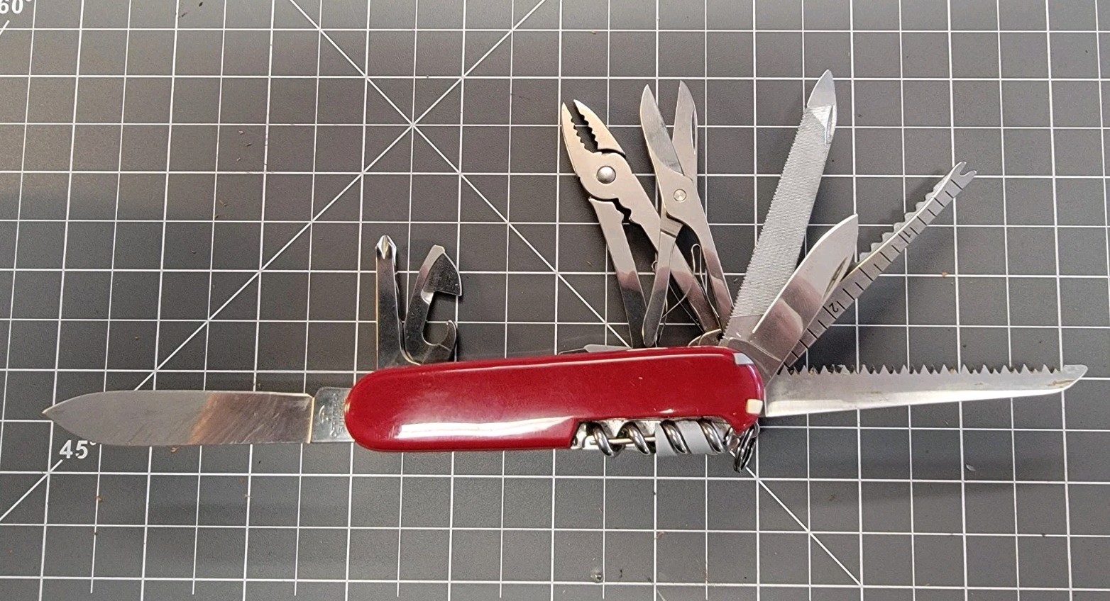 Victorinox SwissChamp SOS Survival Kit with Leather Case and tools Swiss Army
