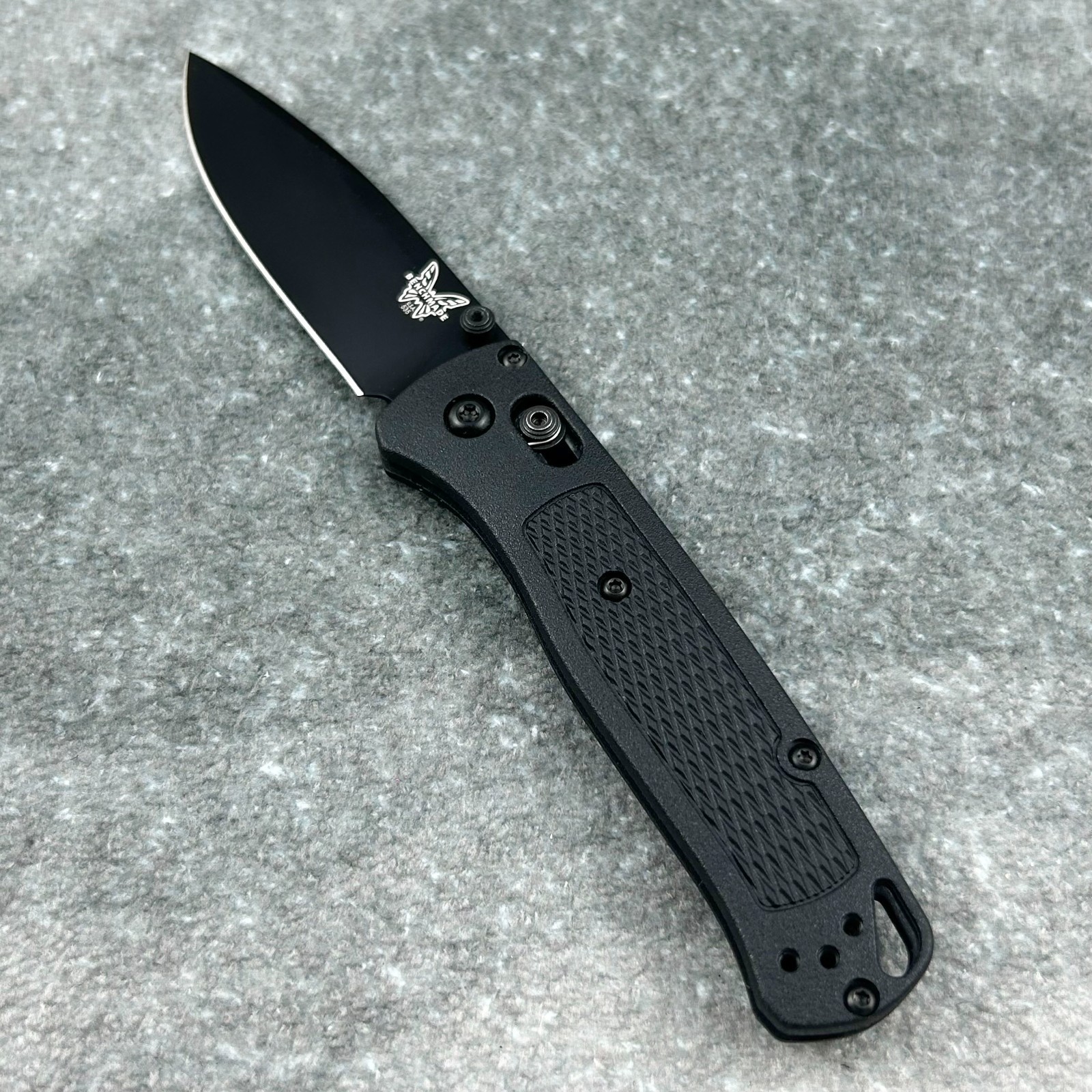 Benchmade-Knives Bugout-(535BK-2) Black CF-Elite Handle CPM-S30V-Steel Knives