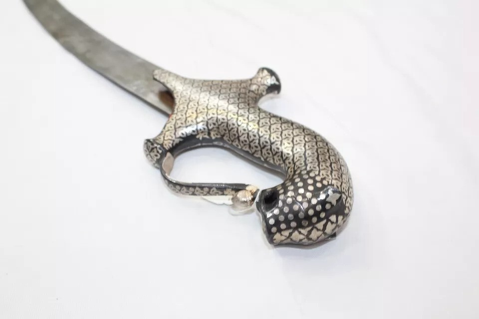 Dagger Knife Silver wire work steel blade tiger face handle W 183