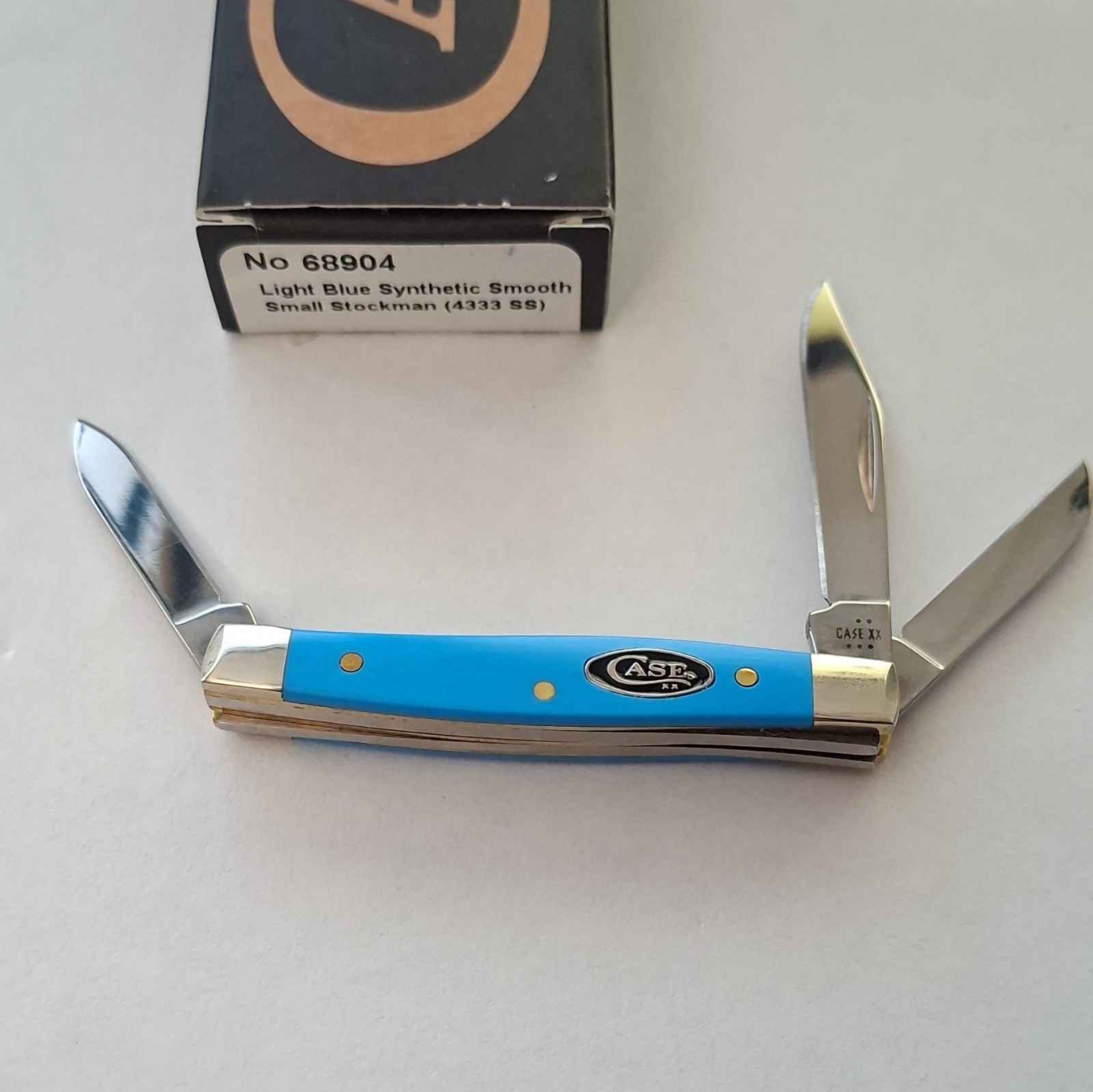 Case 68904 Stockman Light Blue Synthetic Smooth 3-Blade SS Under 2.75in