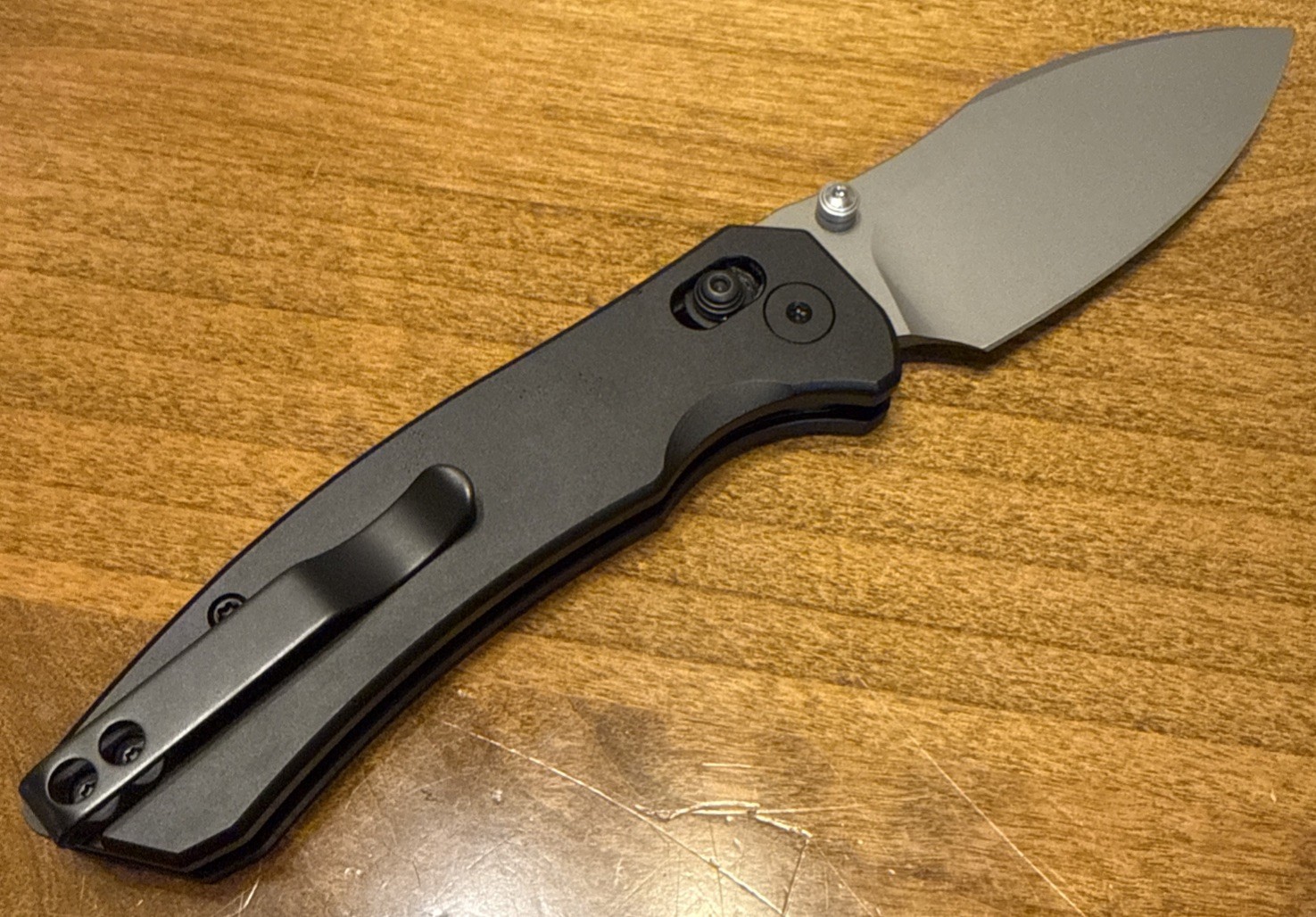 Miguron Knives norsa Folding Knife 3″ 14C28N Steel Blade Black Aluminum Handle
