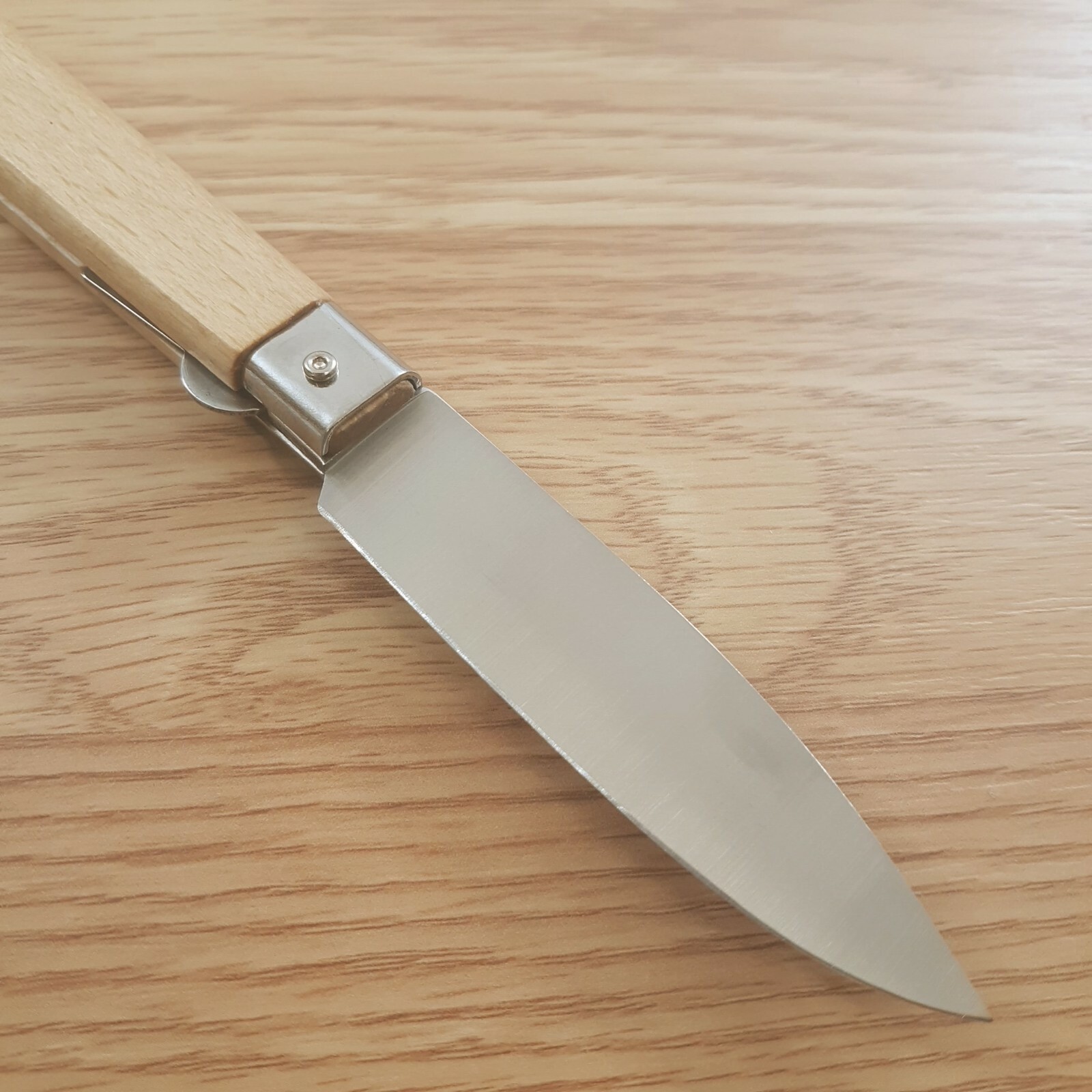 MAM Medium Linerlock Folding Knife 3.25″ Stainless Steel Blade Beech Wood Handle