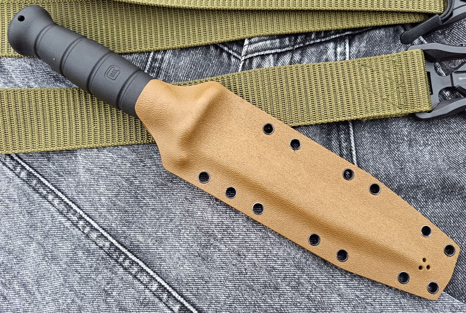 Coyote kydex sheath for Glock 78/81 knife. Only the sheath.