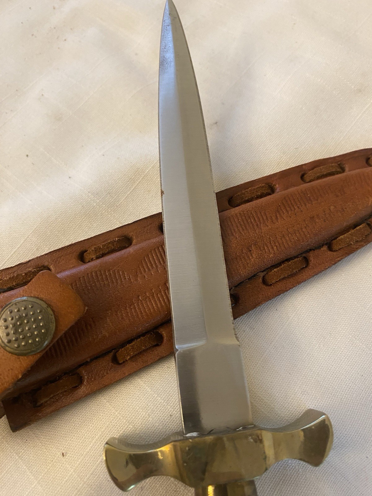 Fixed Blade Reproduction Knife & Sheath