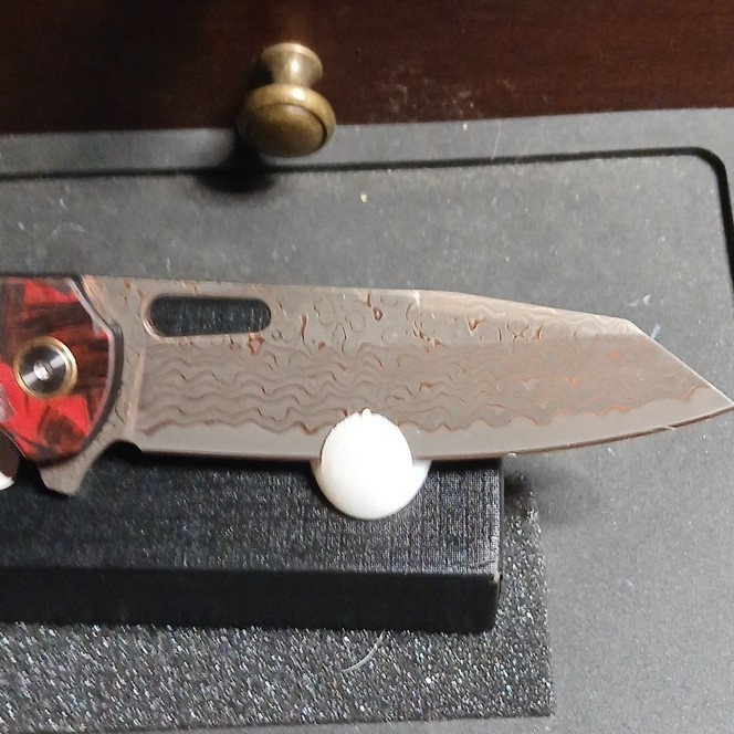 P.C. Damascus Steel Drop Point Plain Manual Liner Carbon Fiber Clip Pocketknife