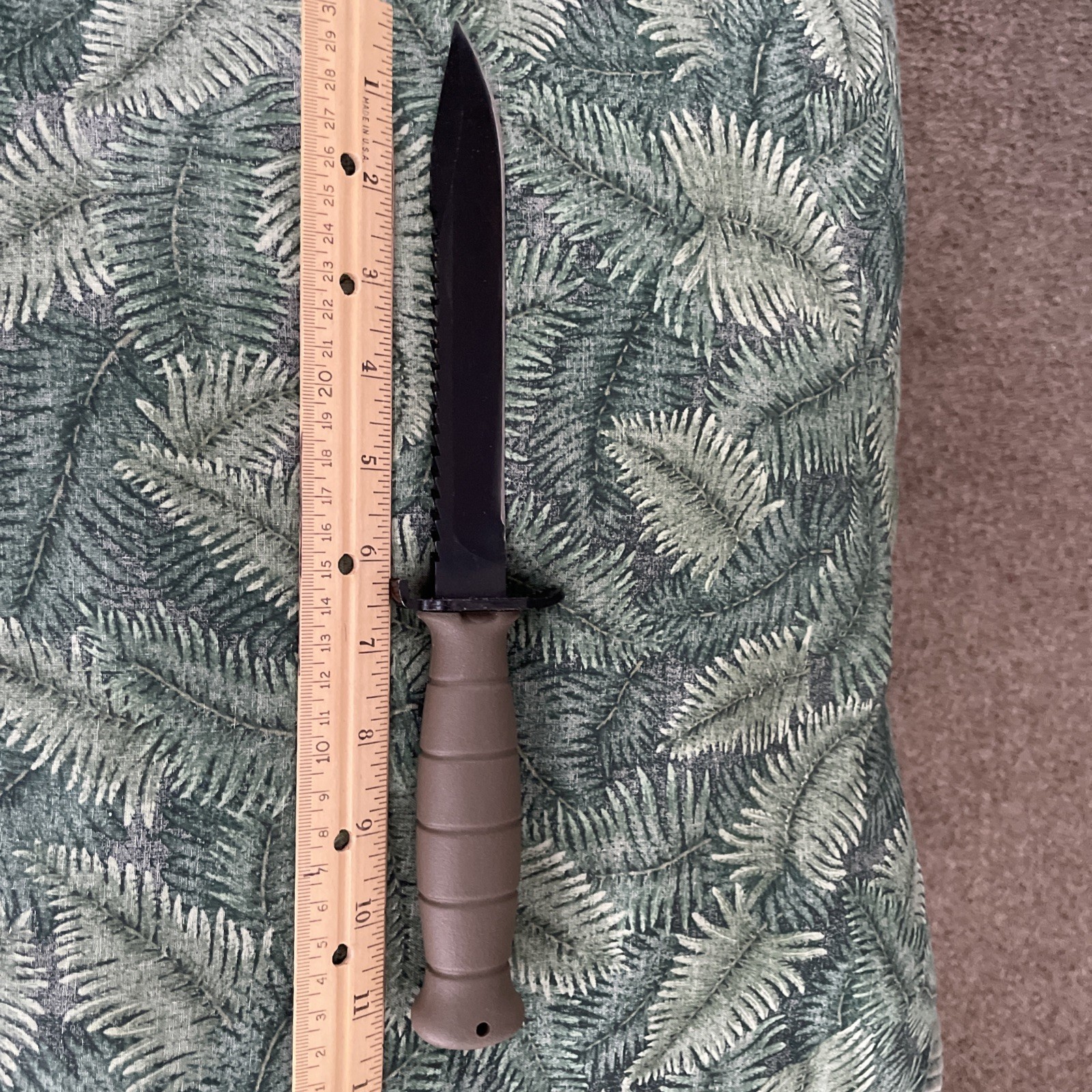 Glock 81 Austria bayonet fixed blade knife & sawback spine & Glock sheath